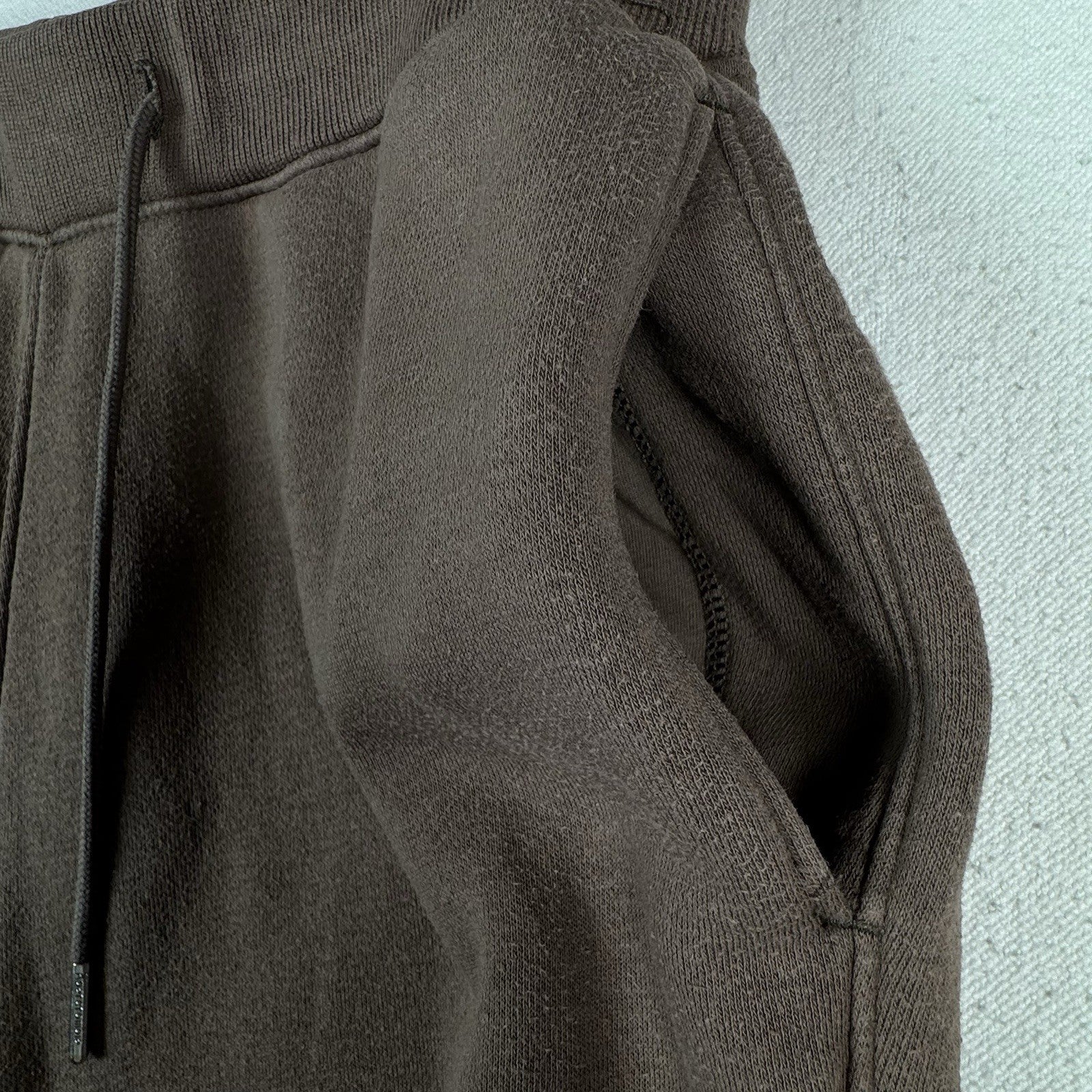 Abercrombie & Fitch Mens Small Relaxed Brown Essential Fleece Jogger Loungewear