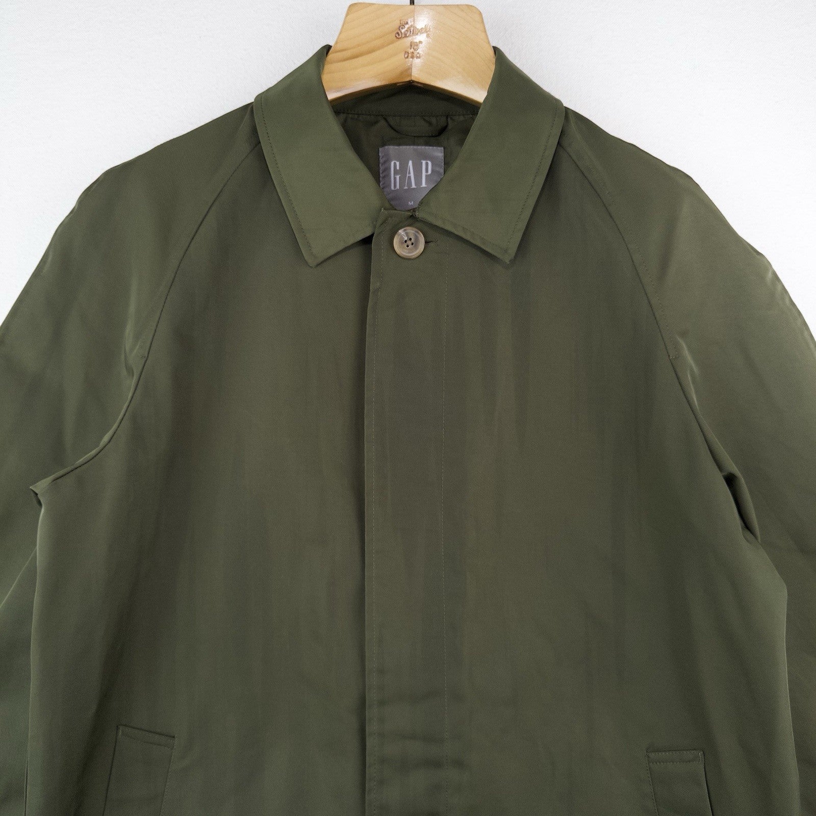 Gap Mac Rain Coat Olive Green Men’s M Relaxed Fit Water Resistant Wind Proof