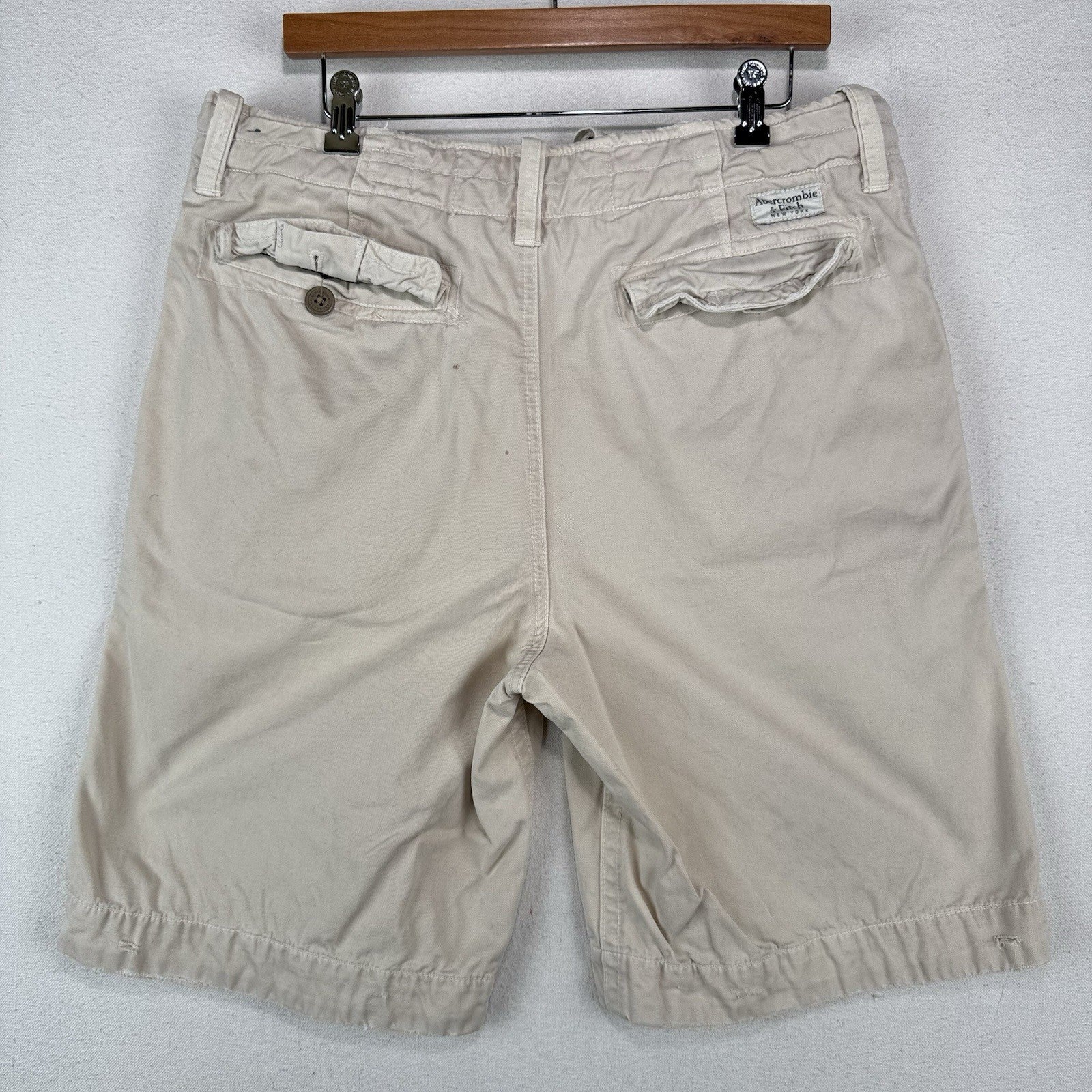 Abercrombie & Fitch A&F Men’s 34x10 Cargo Shorts Heavy Cotton Cream *Read