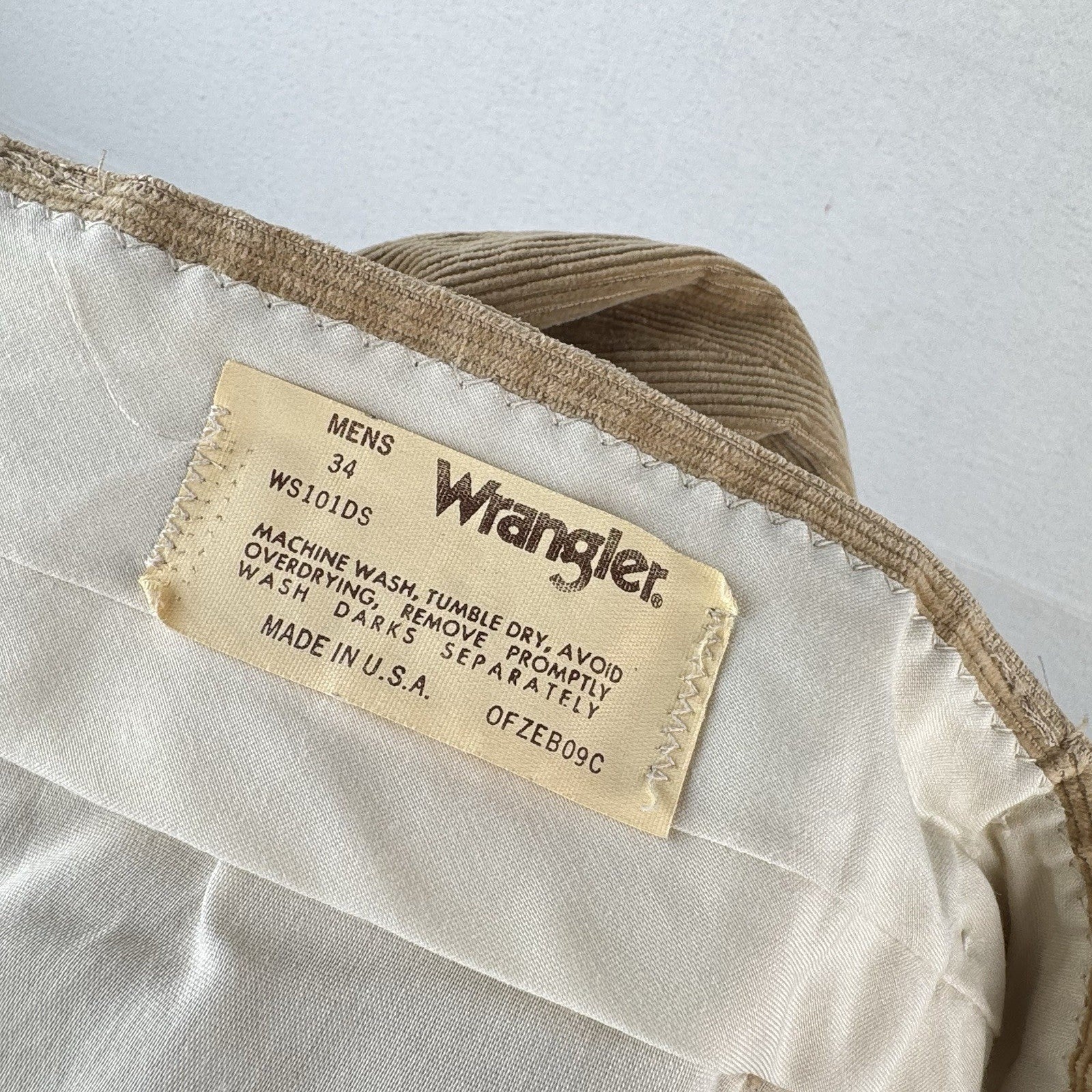 70's Vtg Wrangler Corduroy Pants Men's 34 (Fits32x36) Tan Bootcut Western USA