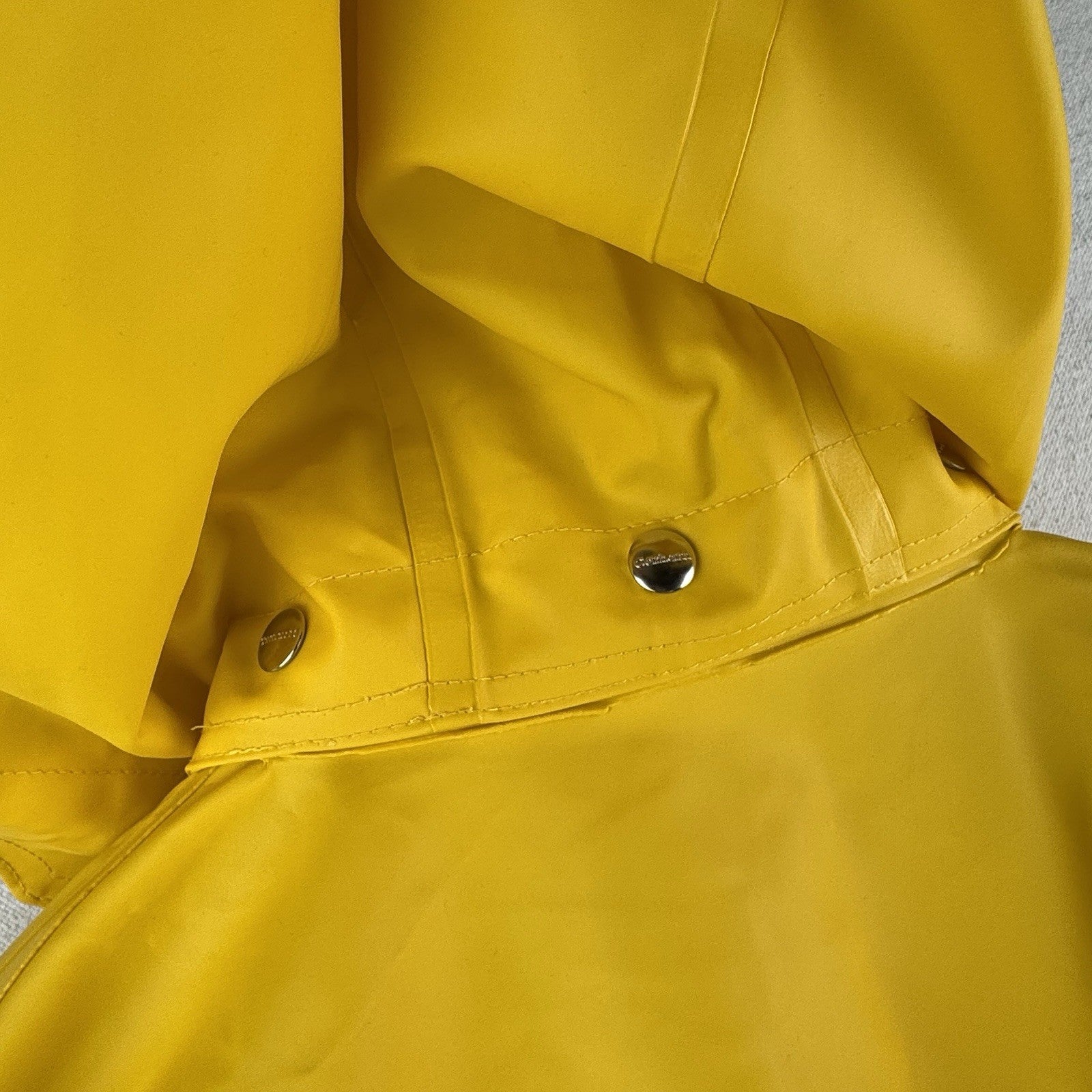 Vintage Carhartt Waterproof Surrey Yellow Rain Jacket Men’s Large PVC Snap Hood