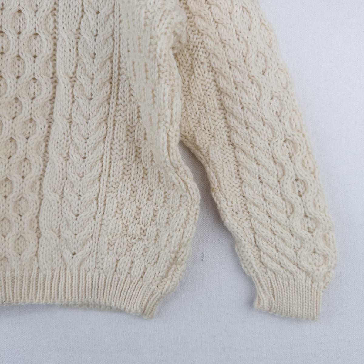 80’s Vtg Tivoli Aran Childs 8/10 Wool Sweater Chunky Cable Knit Fisherman Cream