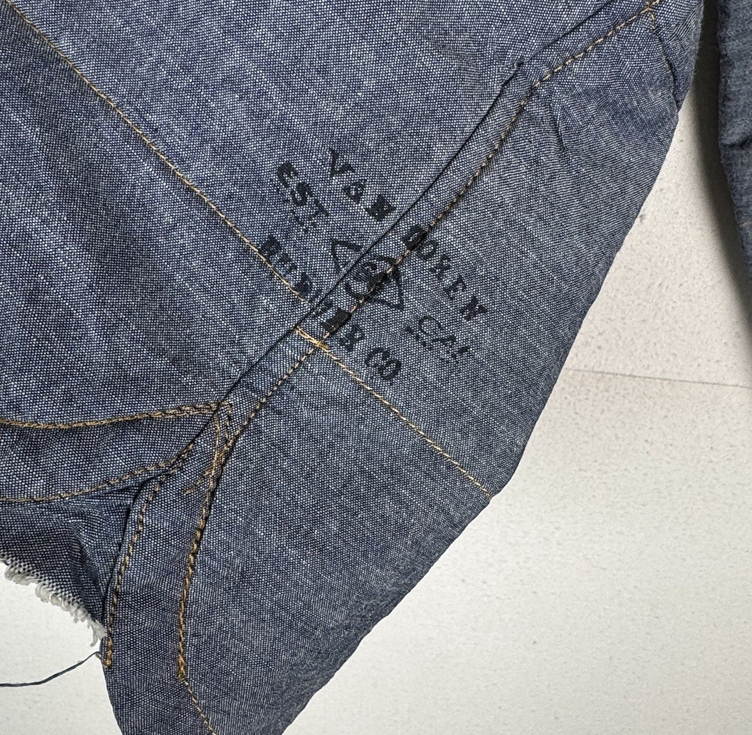 Vans Men’s Medium Denim Puffer Quilted Insulated Jacket Overshirt *Read