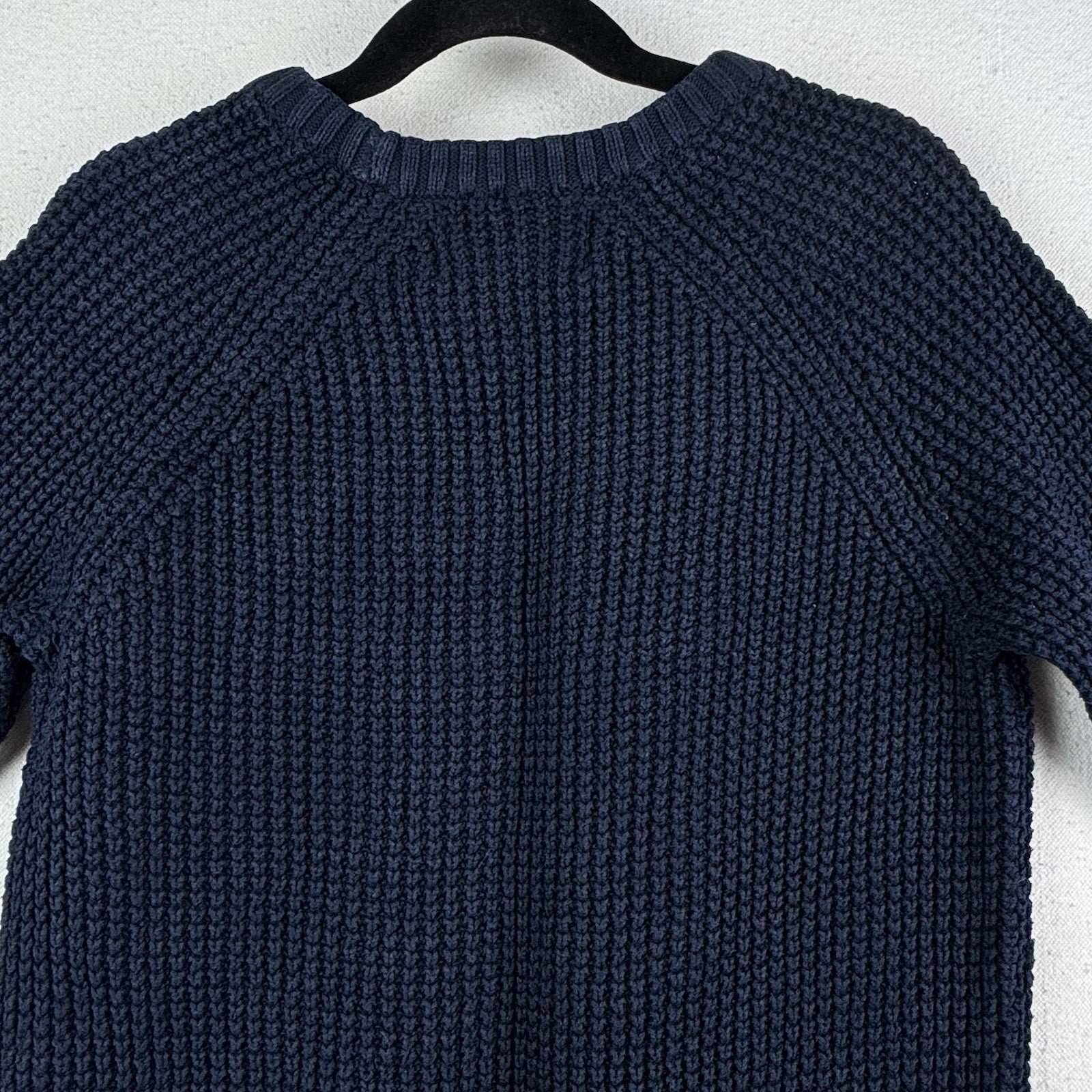 Old Navy Boys Cozy Waffle-Textured Crew-Neck Knit Sweater Youth Medium (8)