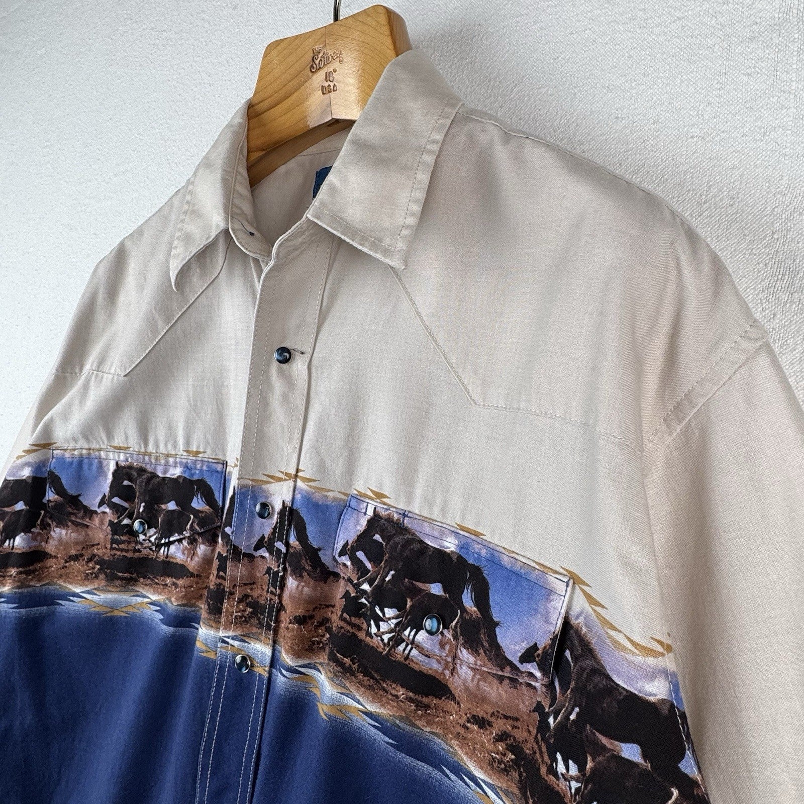 Vintage Wrangler Shirt Mens L Blue Western Pearl Snap Horses Aztec Cowboy Rodeo