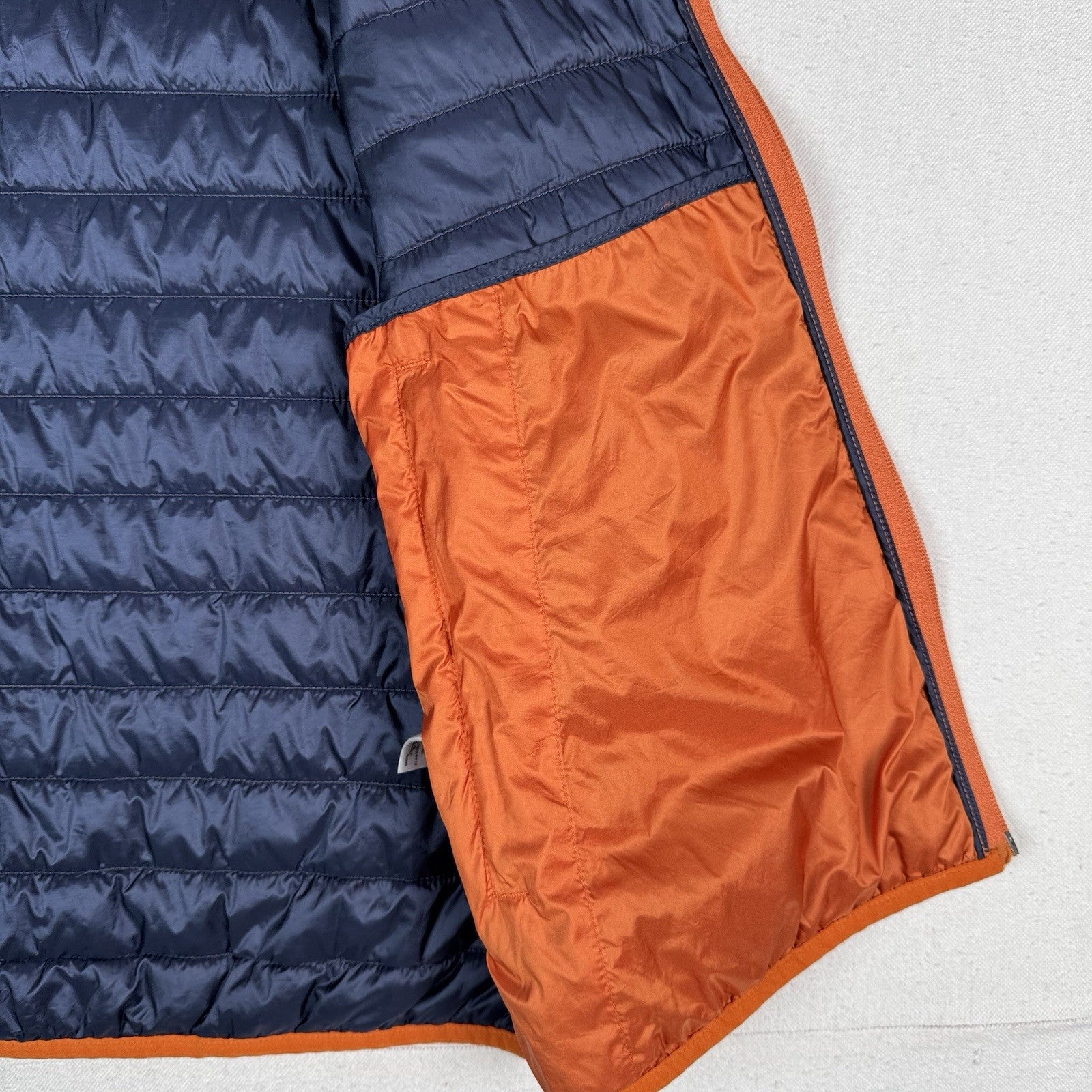 Brooks Brothers Thermore EVOdown Puffer Vest Mens L Orange Lightweight Packable