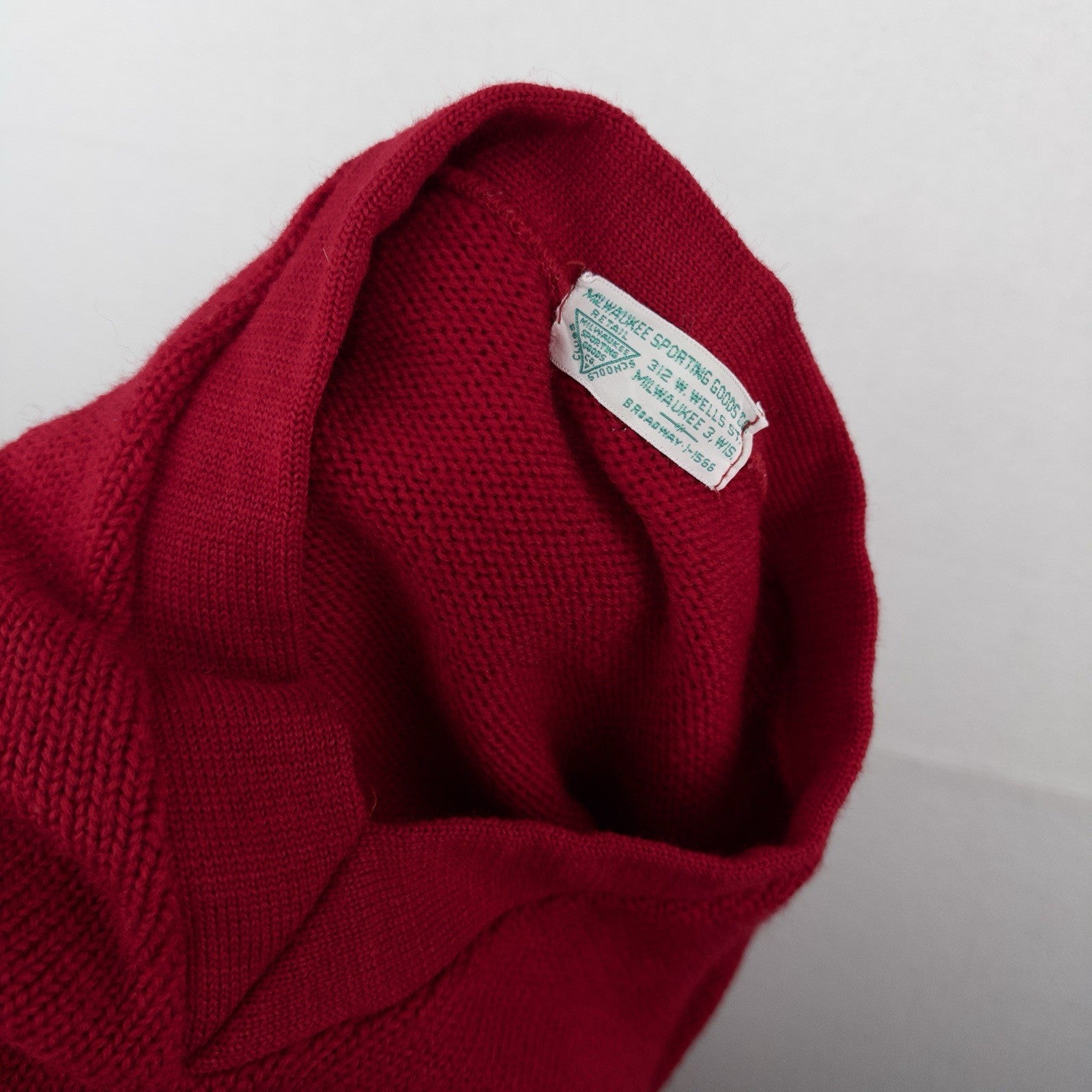 40’s Vintage Milwaukee Sporting Goods Wool V Neck Sweater Red 38