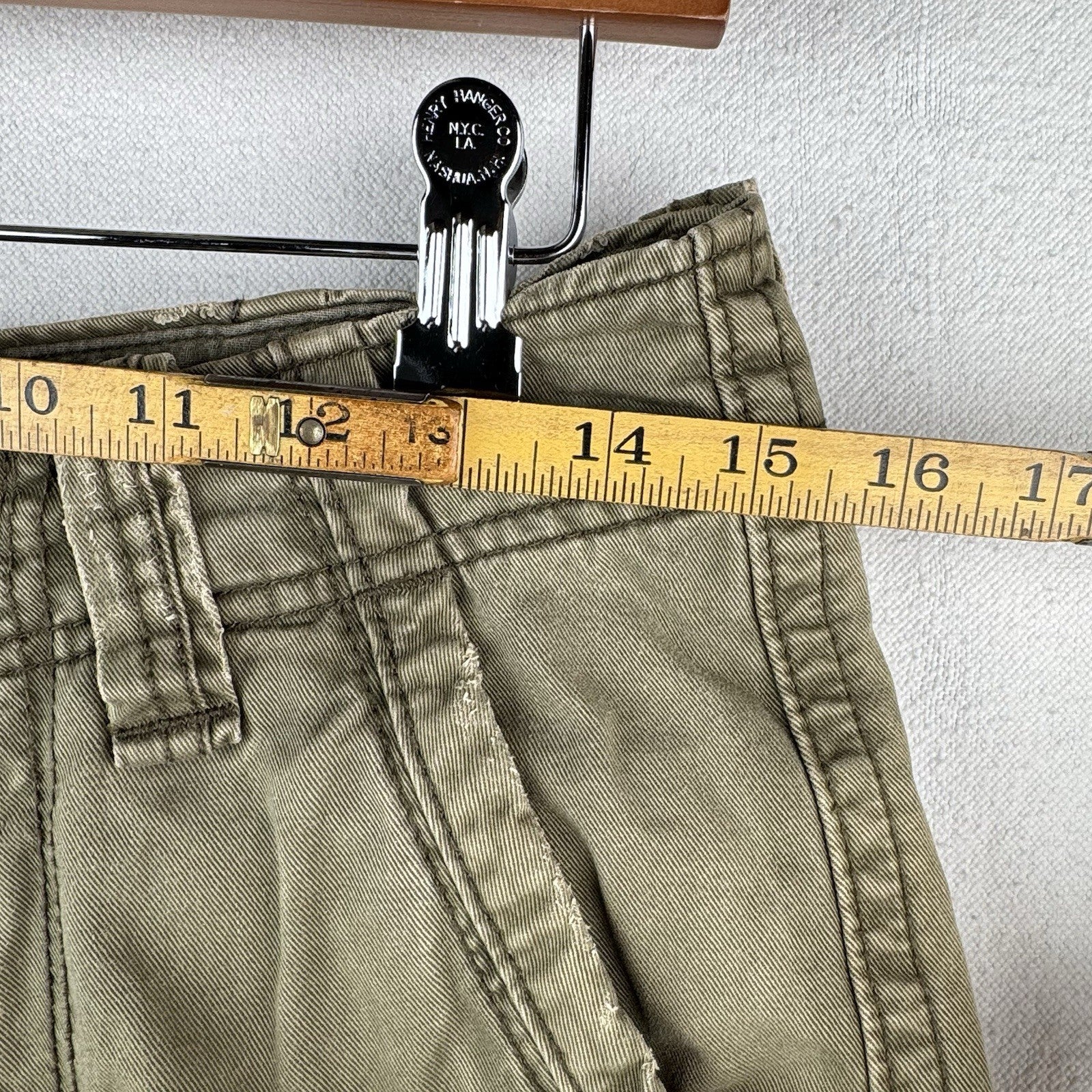Hollister California Heavy Cargo Shorts Men's 28 Khaki Green Utility Pockets 10”