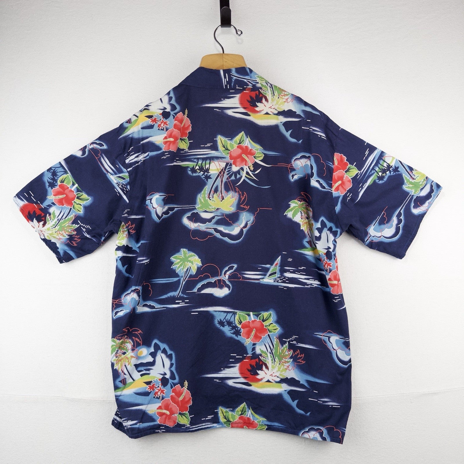 Hawaiian Aloha Large Shirt  Palm Trees Hibiscus Clouds Ocean Sailboat Tropical L