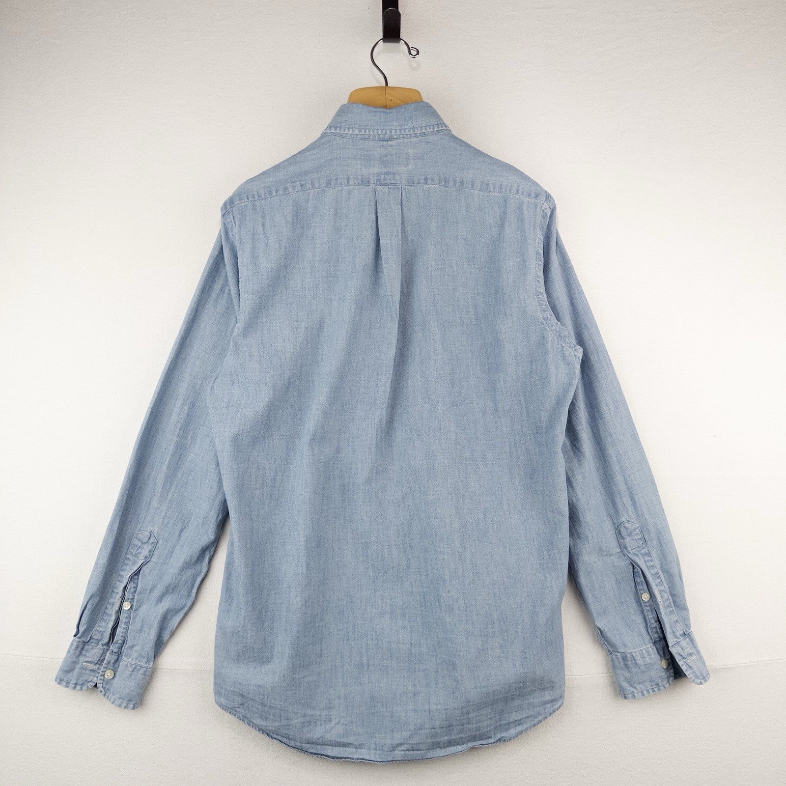 Ralph Lauren Men’s M Blue Chambray Long Sleeve Button Up Shirt Classic Fit