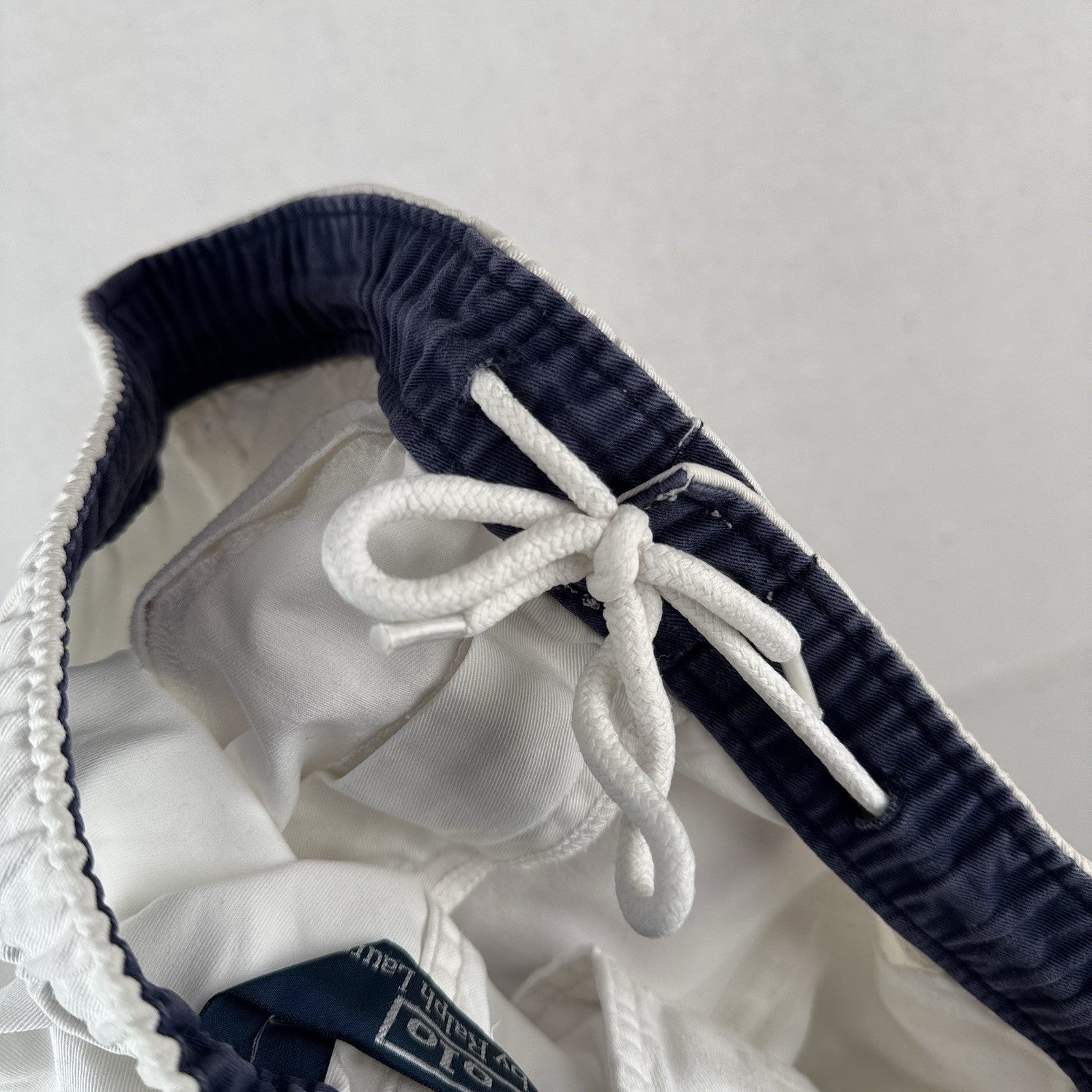 90's Vtg Polo Ralph Lauren Mens White M 100% Cotton Chino Drawstring Zip Shorts