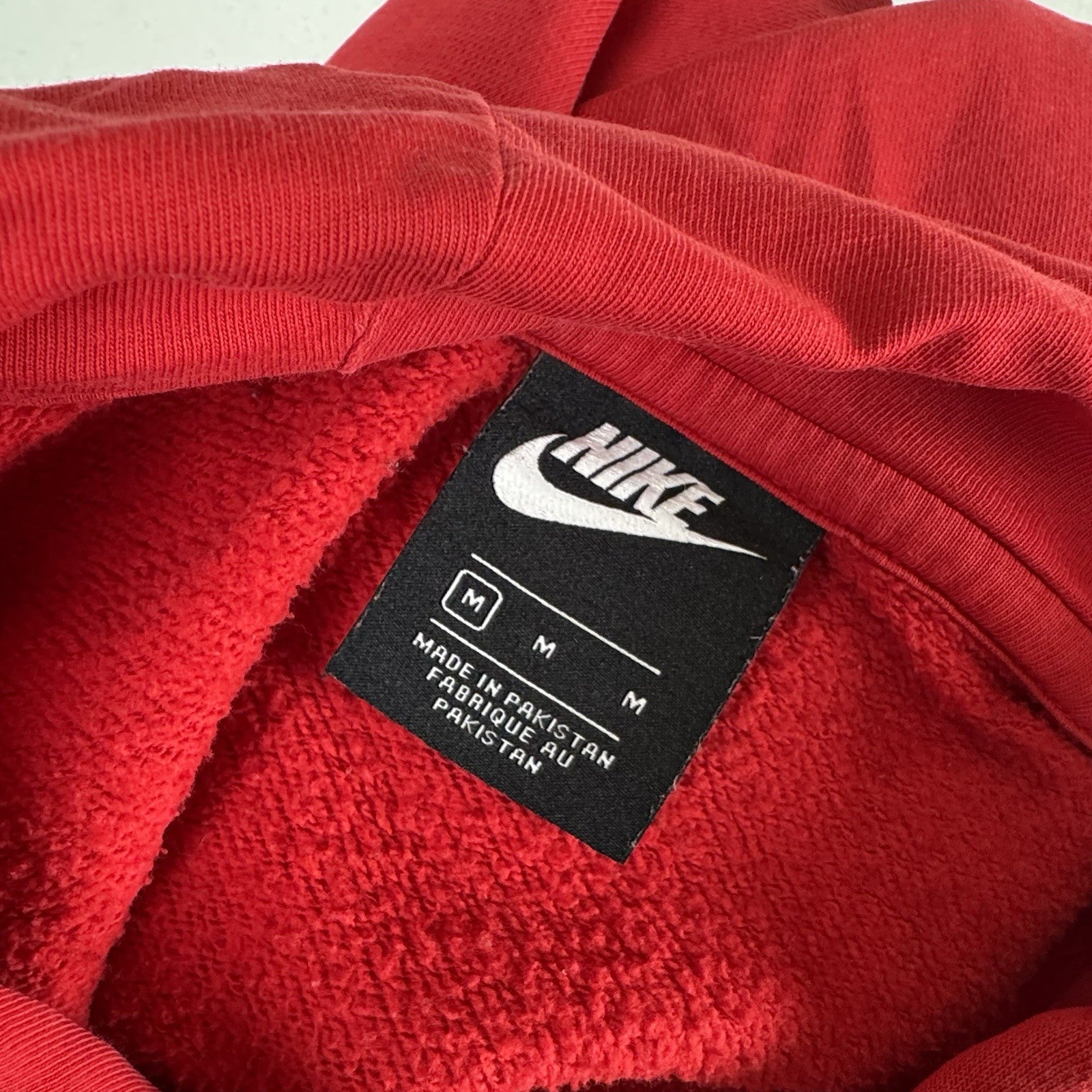 Nike Sportswear Men’s M Embroidered Fleece Hoodie Just Do It Red Black *read