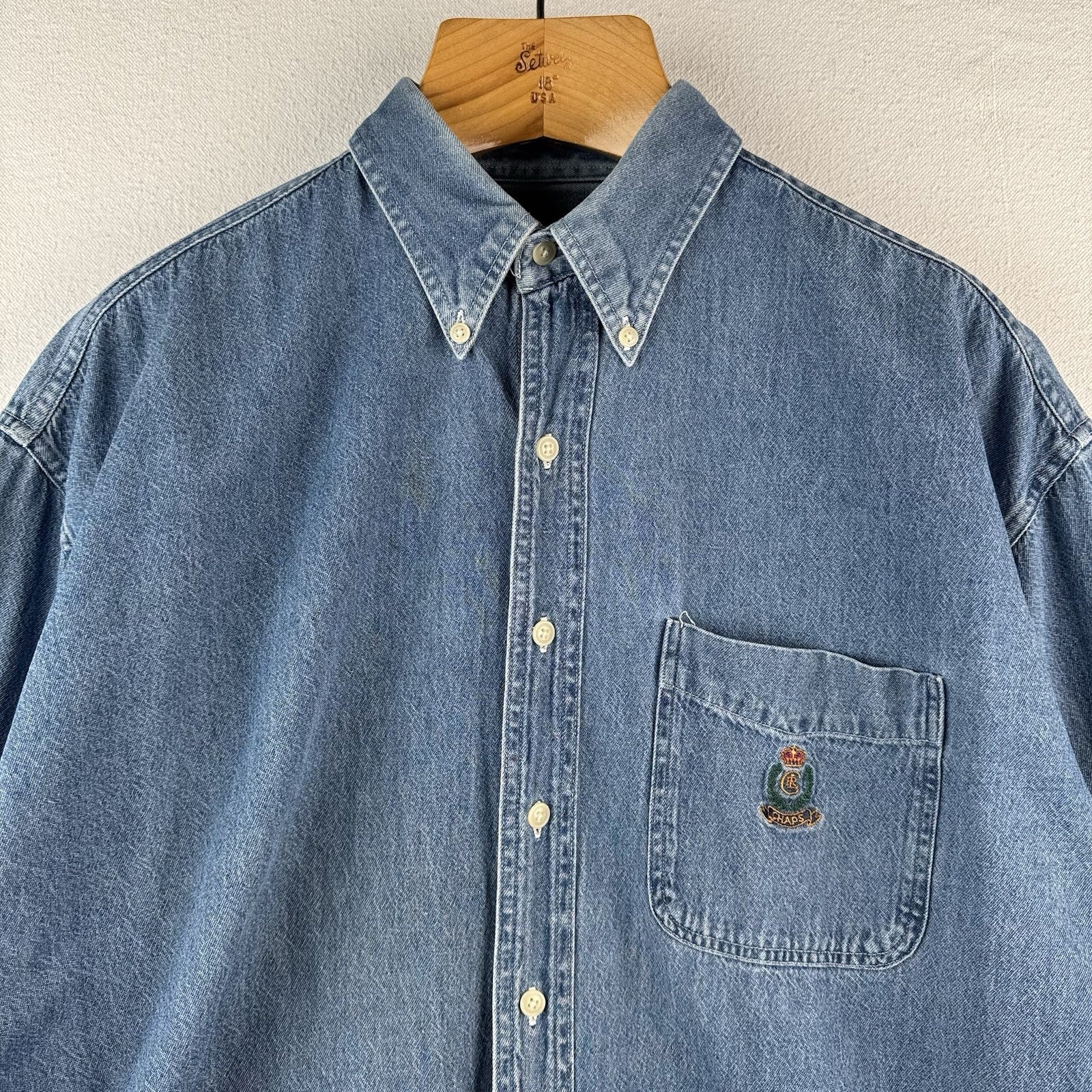 90’s Vintage Chaps Ralph Lauren Men’s L Button Up Denim Cotton Chambray Shirt