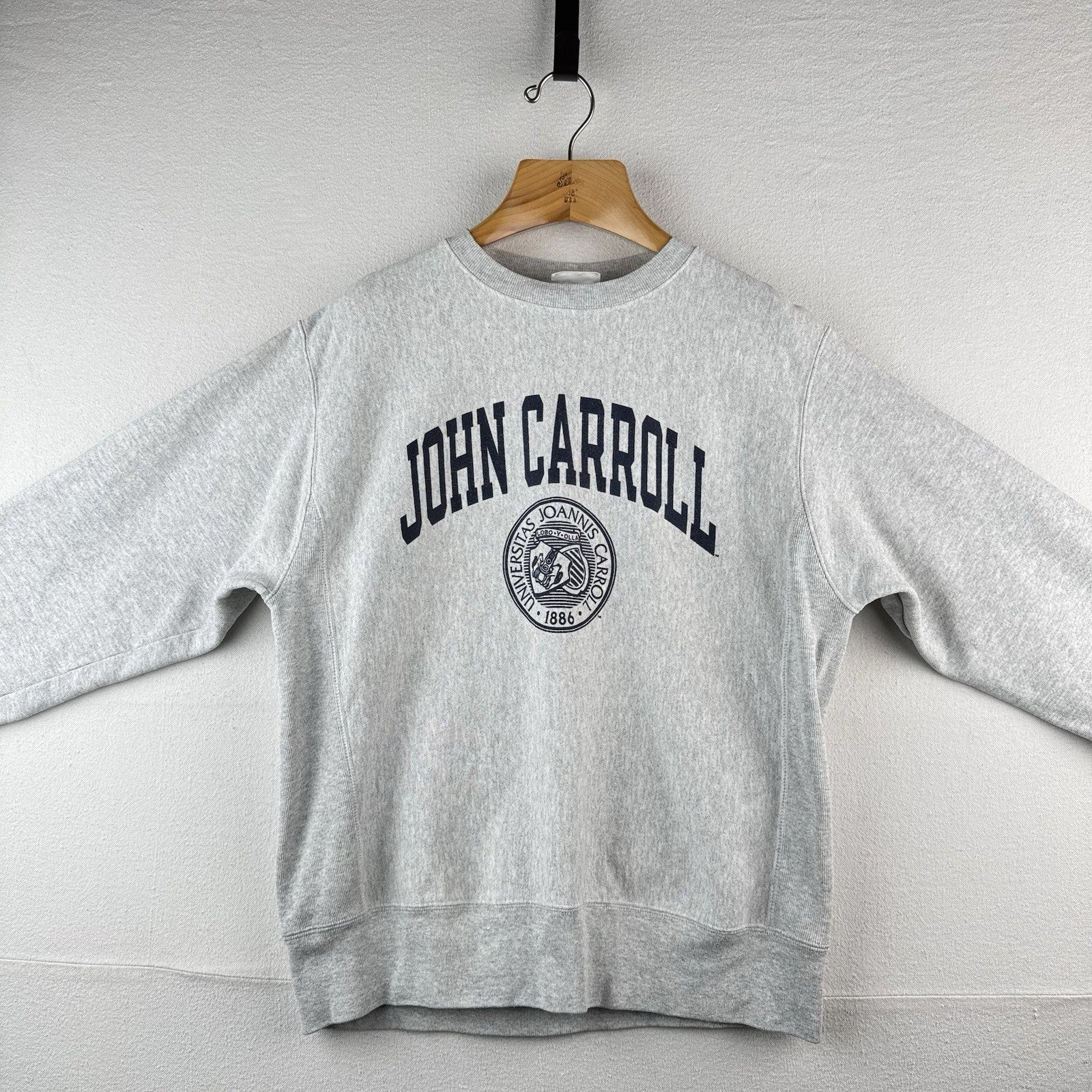 John Carroll Champion Reverse Weave Crewneck Sweatshirt Men’s M Heather Gray