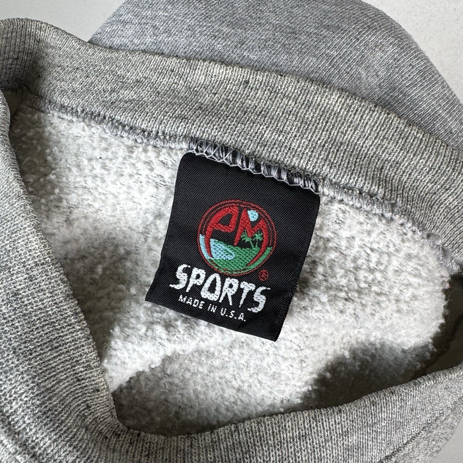 Vintage USA California Crew Sweatshirt Grey Men’s Large Made In USA *Distressed