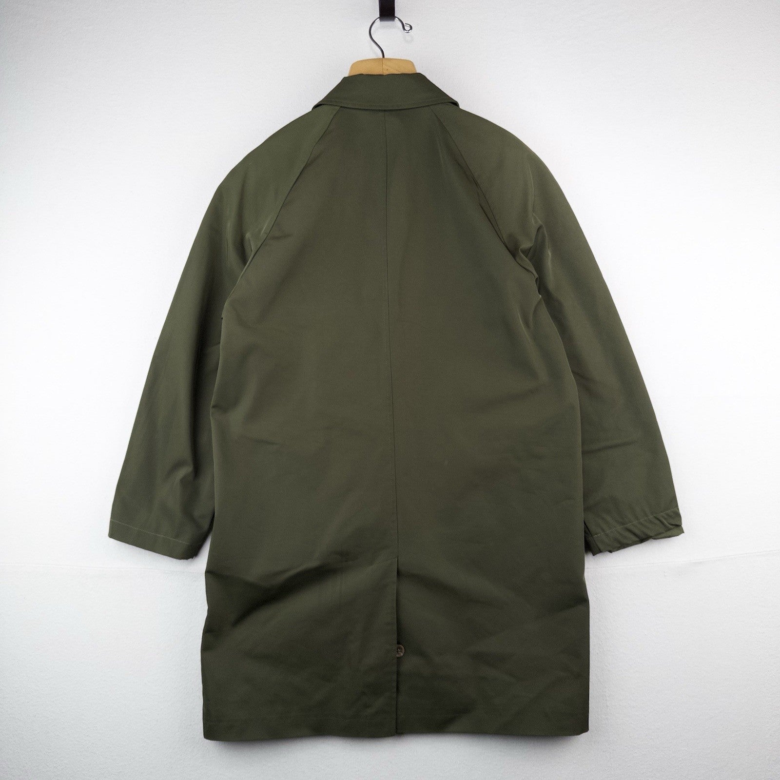 Gap Mac Rain Coat Olive Green Men’s M Relaxed Fit Water Resistant Wind Proof