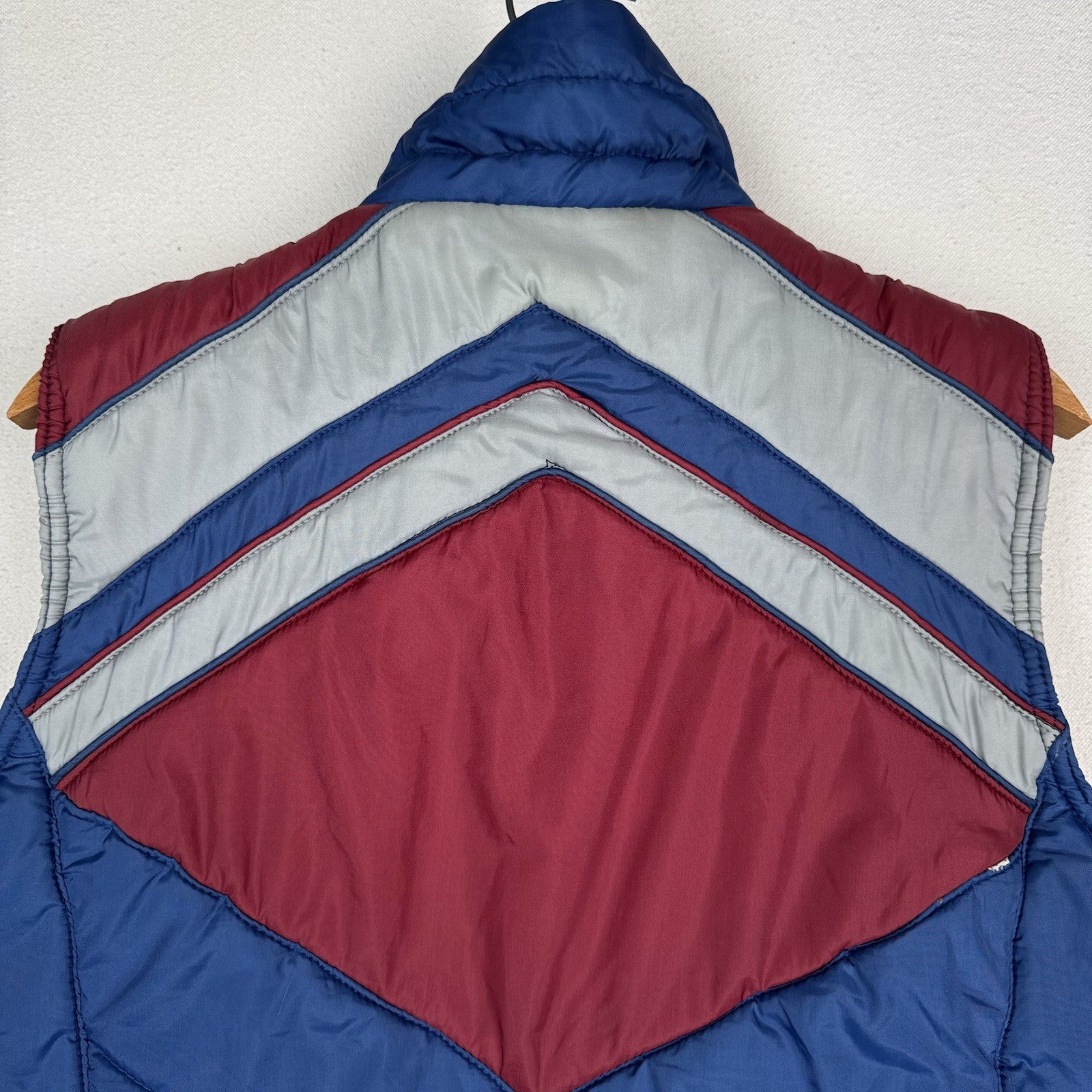 Vtg 70-80s Alpine Ski Puffer Vest Mens M Gray Blue Red Color Block Snap Front