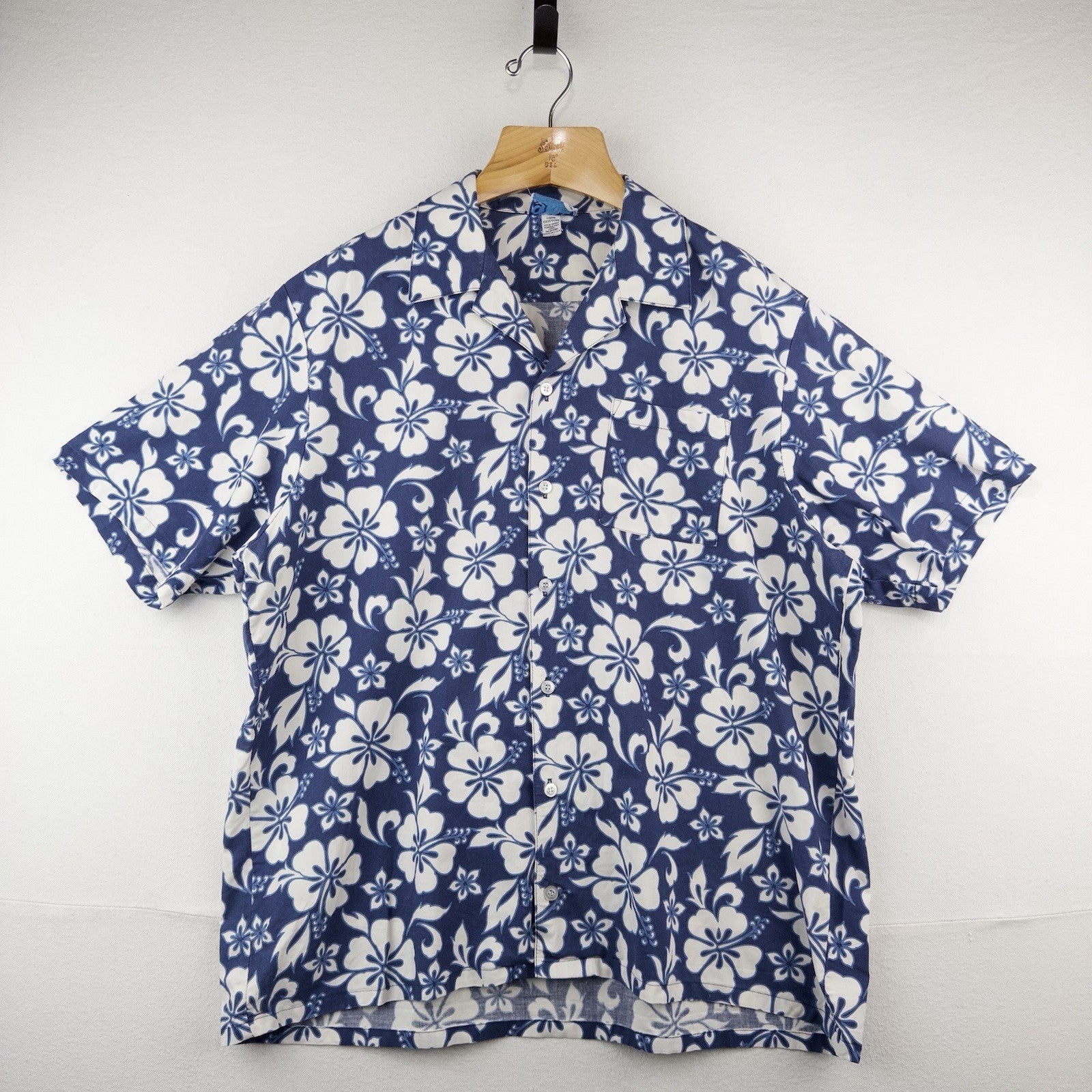 Vtg 9th Wave Blue Floral Hawaiian Shirt Men’s XL Beach Button Up USA