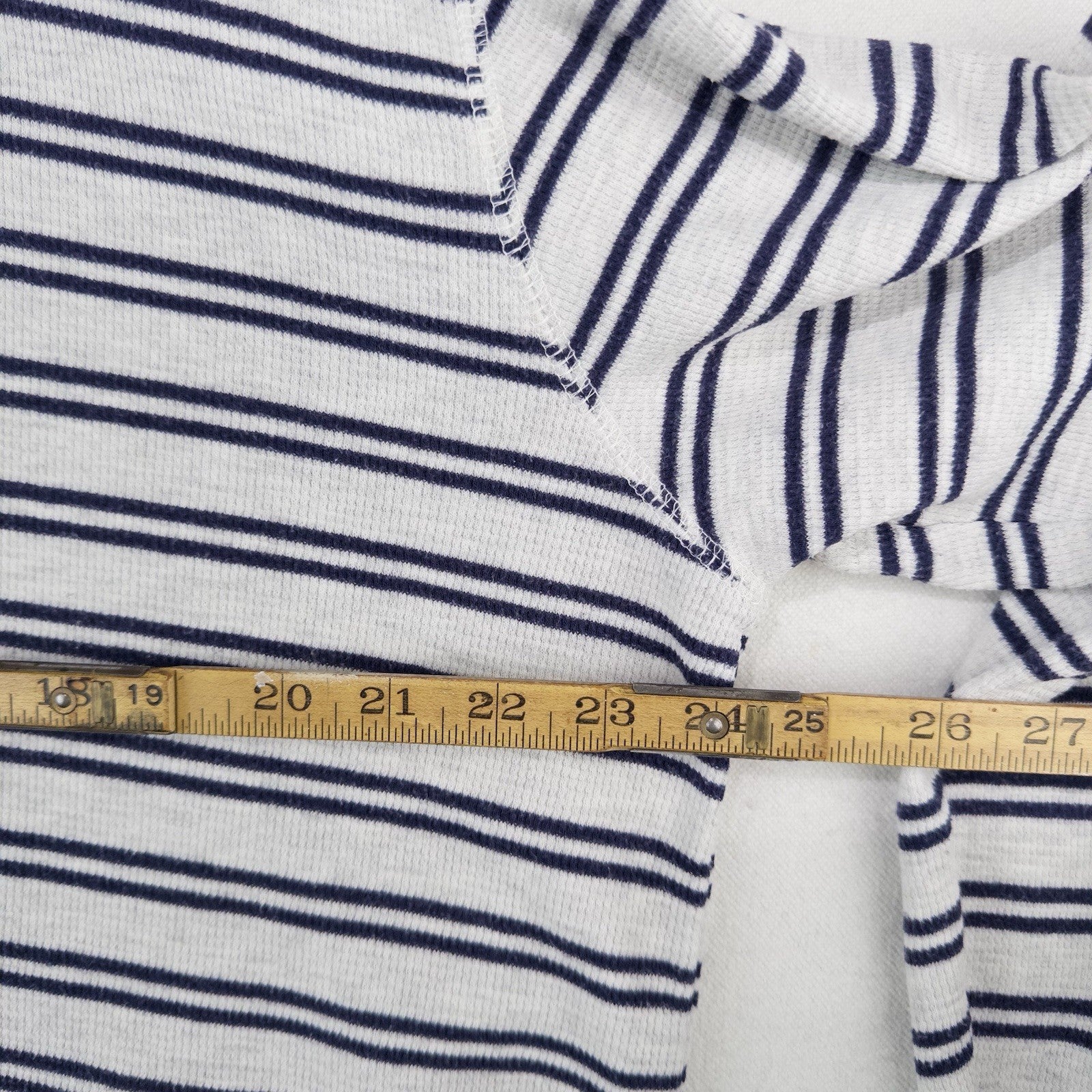 Chaps Ralph Lauren Men’s XL Gray Blue Stripe Henley Shirt Long Sleeve *Pinhole