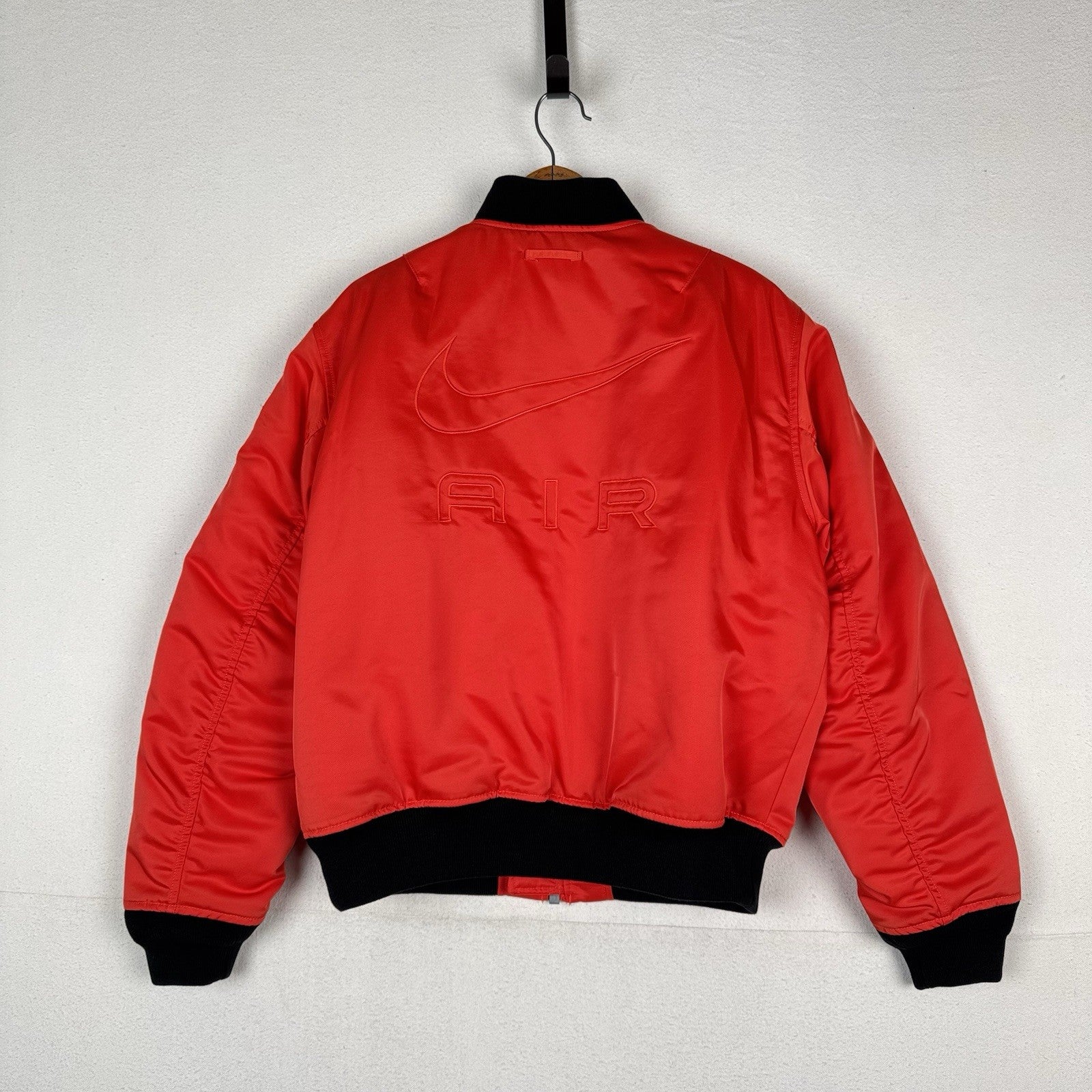 NWOT Nike Air Therma-Fit Satin Bomber Jacket Picante Red Men's Small DV9891-633
