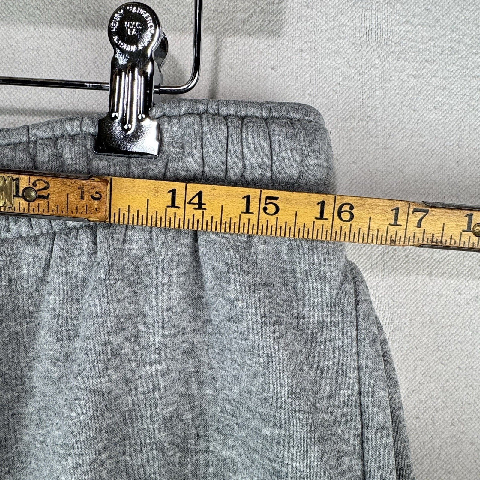 Nike Sportswear Club Fleece Joggers Mens Large Gray Sweatpants