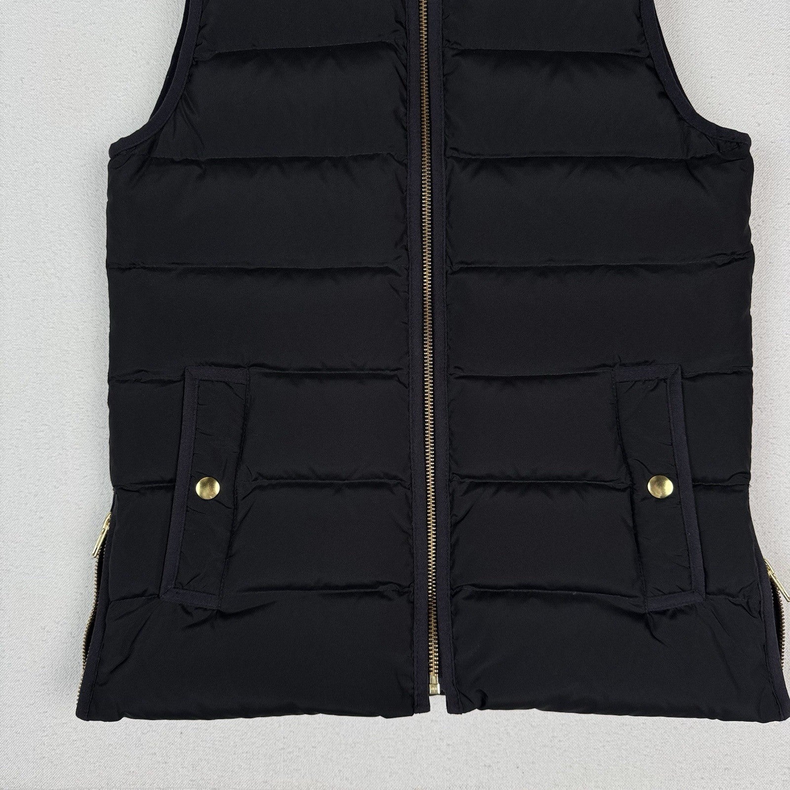 J Crew Women’s Mountain Puffer Vest XXSmall Solid Black Down Filled Side Zip