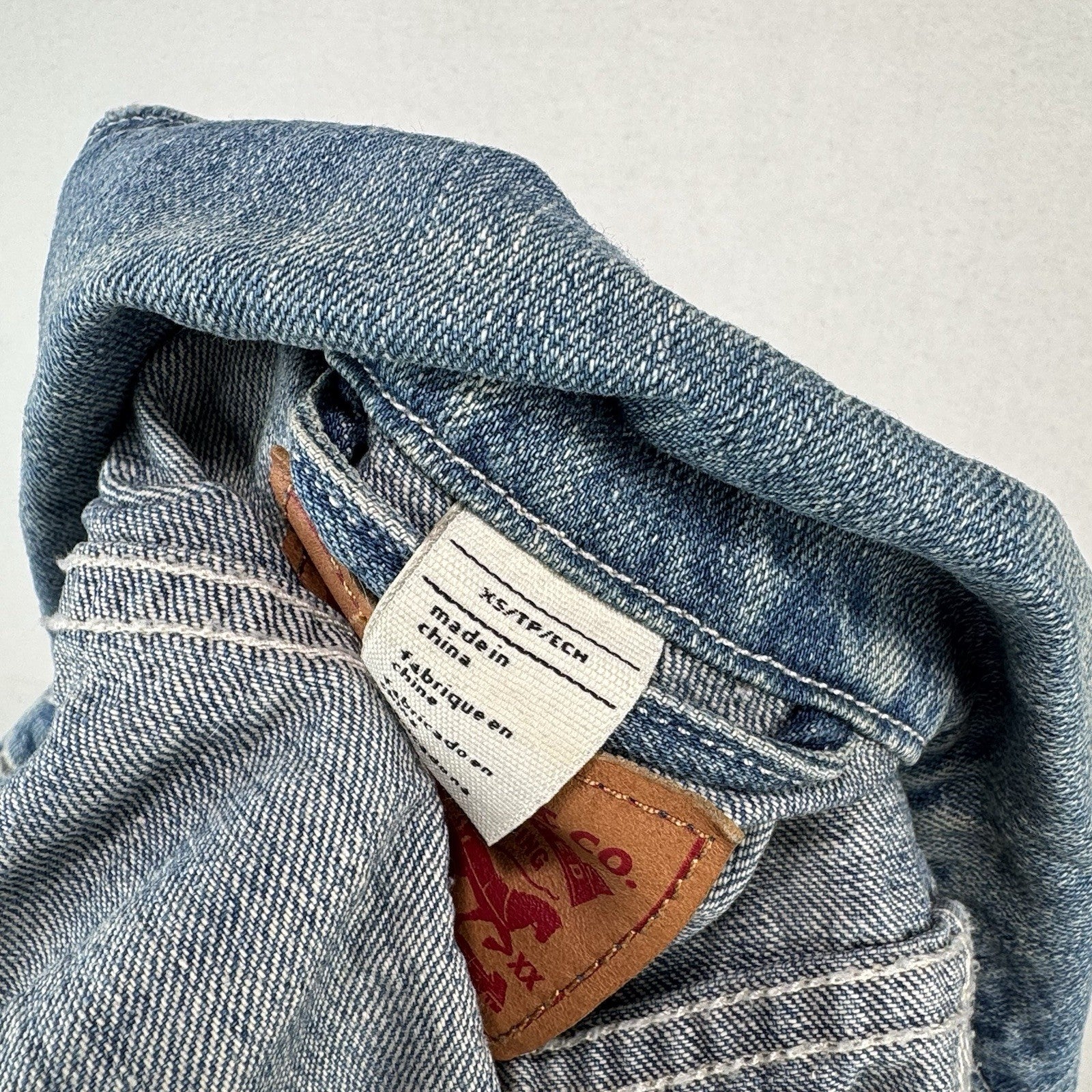 Levi’s Denim Vest Women’s XS Blue Jean Red Tab Trucker