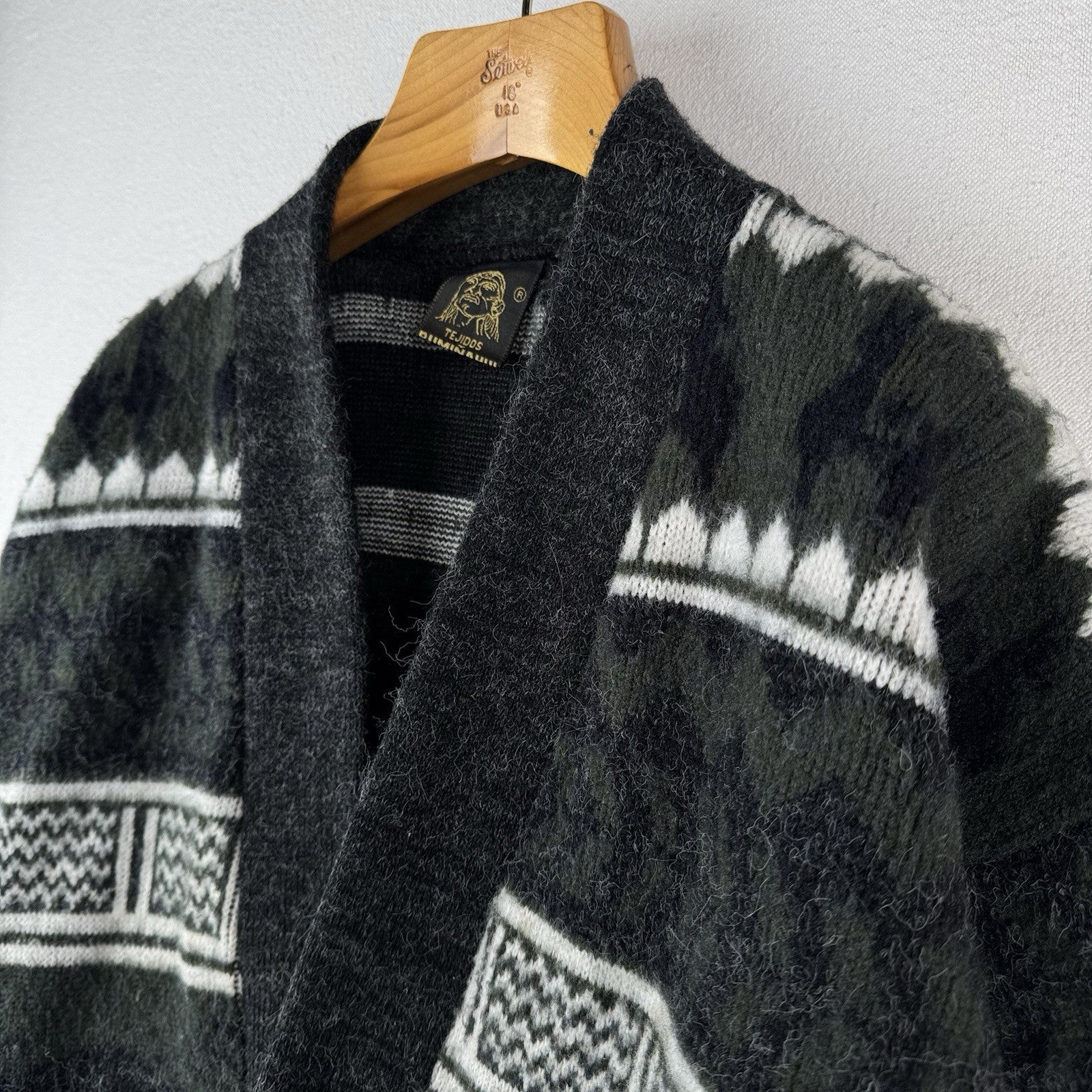 Tejidos Ruminahui Men's XL Southwest V-Neck Wool Cardigan Sweater Green Gray