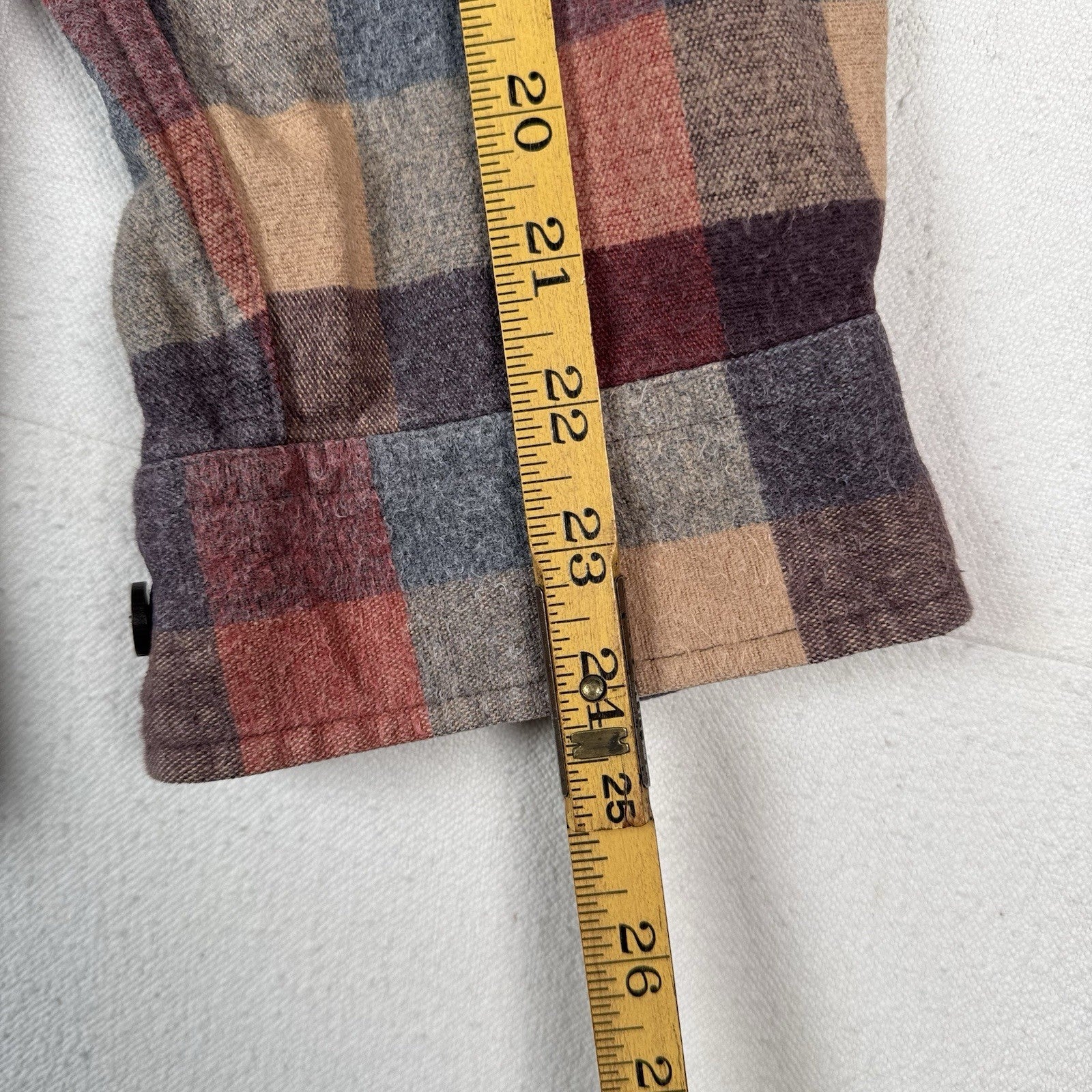 L.L. Bean Traditional Fit Chamois Flannel Shirt Men’s XL Apple Cinnamon Plaid