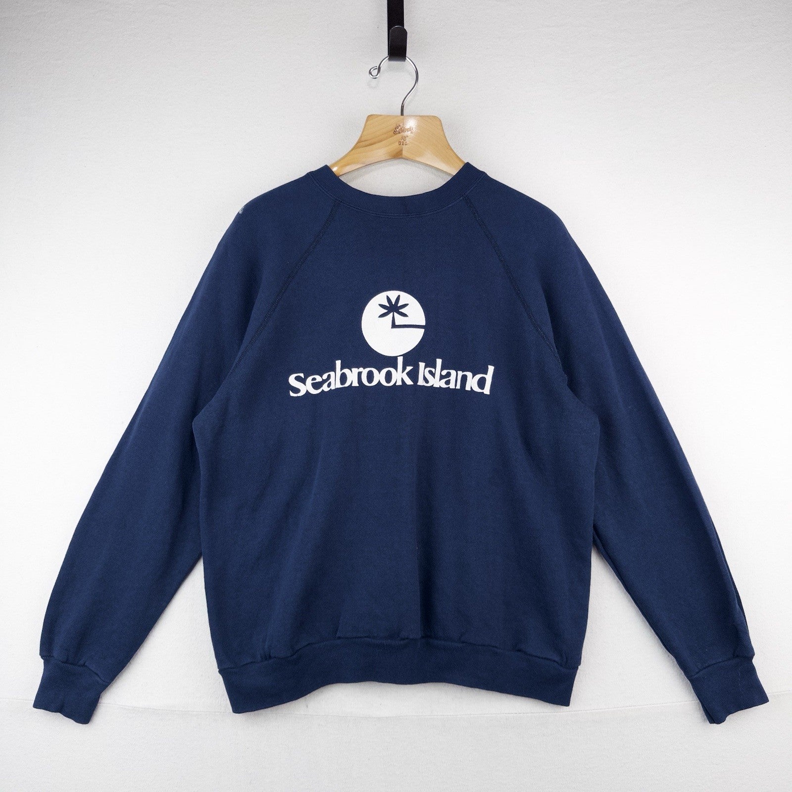 80’s Vtg Seabrook Island Resort SC Raglan Crewneck Sweatshirt Men’s Large USA