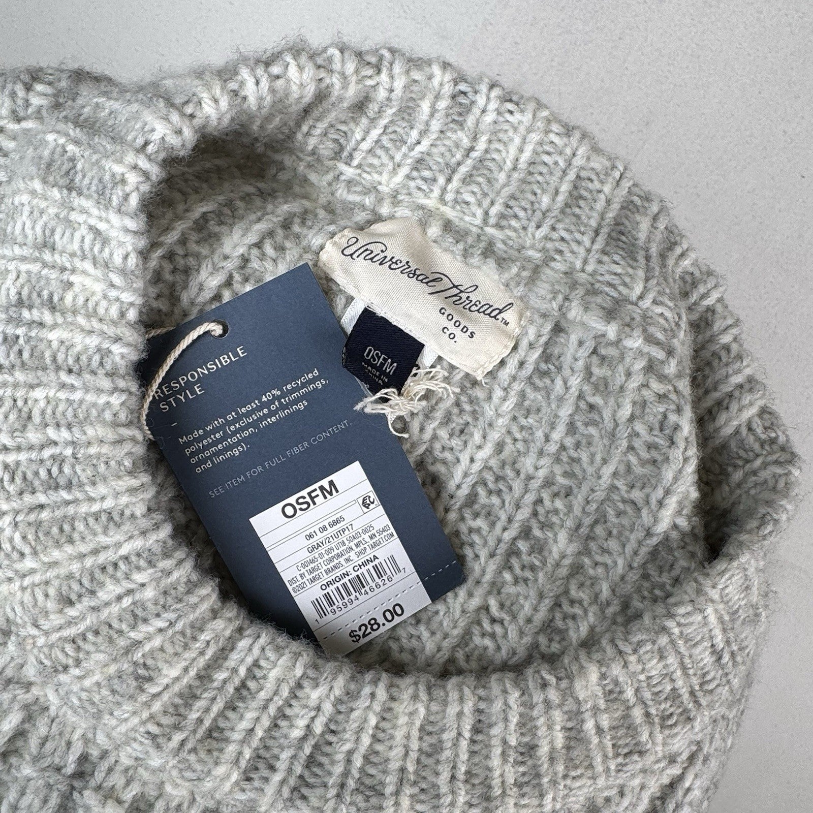 NWT Universal Thread Gray Sleeveless Knit Vest One Size