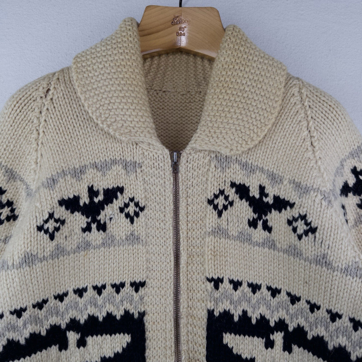 60’s Vtg Cowichan Hand Knit Thunderbird Wool Cardigan Sweater Men’s Large *Read