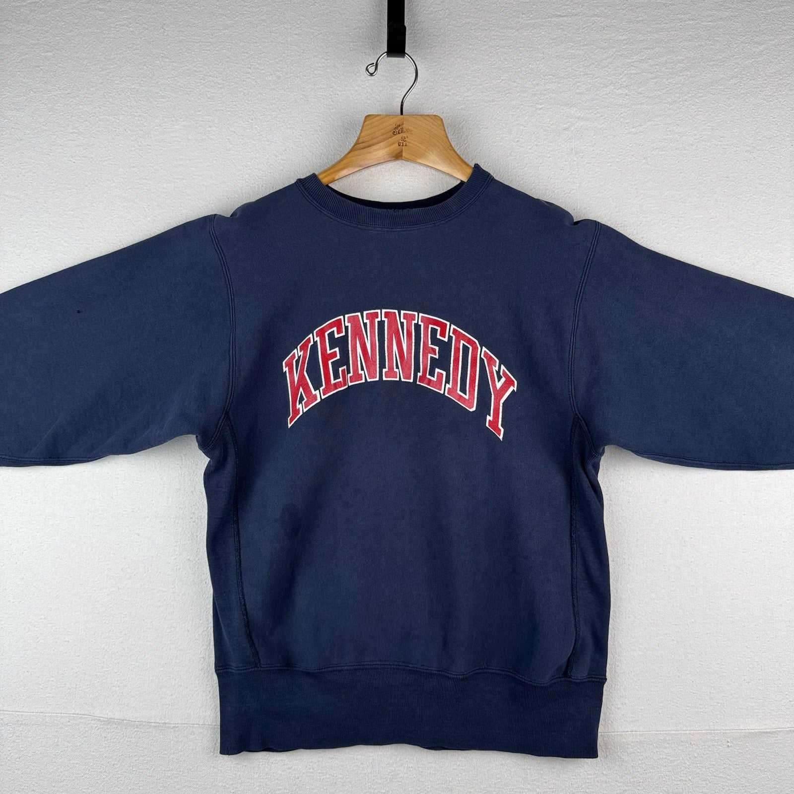 80's Vtg Champion Reverse Weave "Kennedy" Men's L Sweatshirt Crew Neck USA *Read