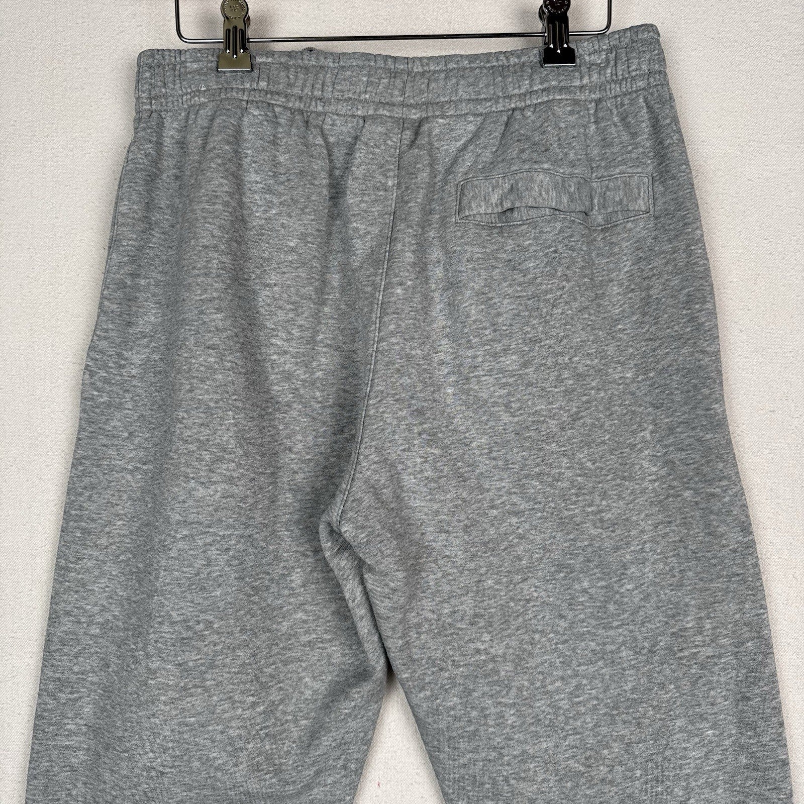 Nike Sportswear Club Men’s Gray Fleece Jogger Pants Size M Medium *Read