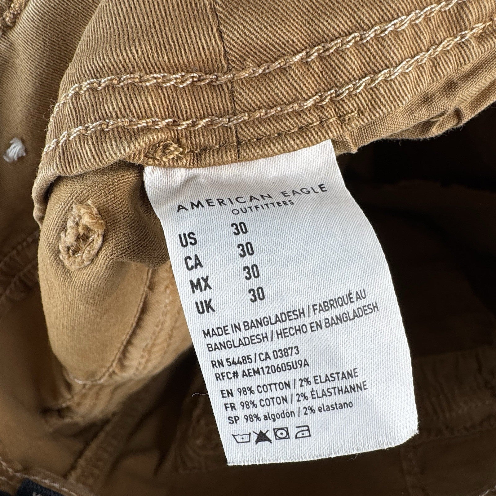 American Eagle Men’s 30 Tan Extreme Flex Cargo Shorts 10” Length