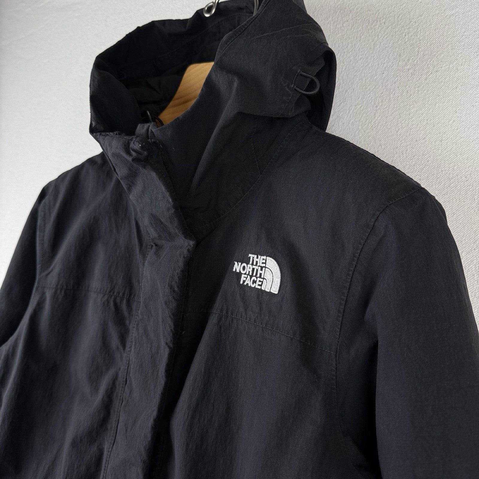 The North Face 550 Dryvent Parka Women's Medium Black Hooded Jacket