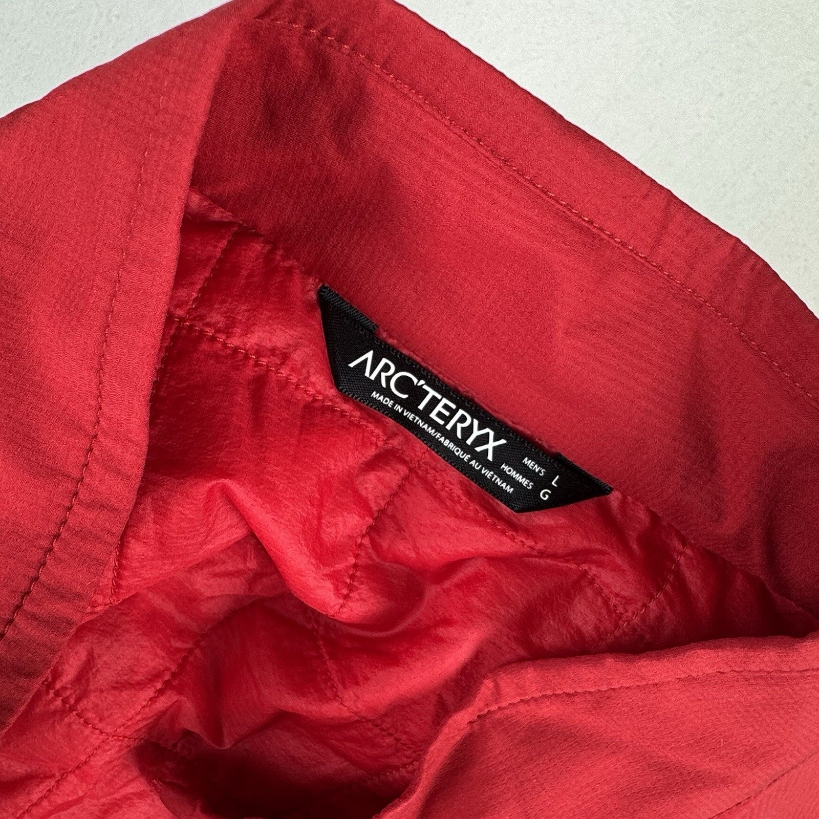 Arc’Teryx Atom LT Vest Men’s Large Red Hiking Lightweight Packable *Read