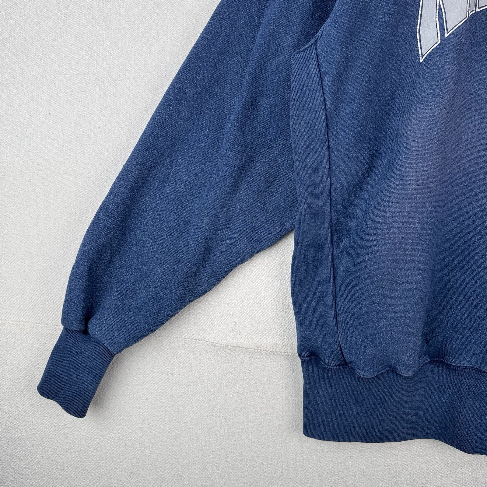 90’s Vintage Xavier University Crewneck Sweatshirt Blue Mens XL Made USA *Faded