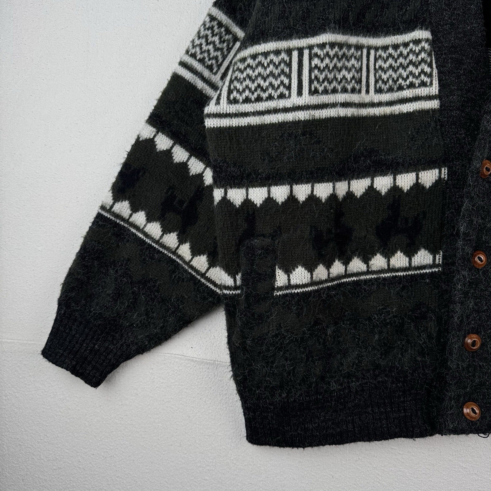 Tejidos Ruminahui Men's XL Southwest V-Neck Wool Cardigan Sweater Green Gray