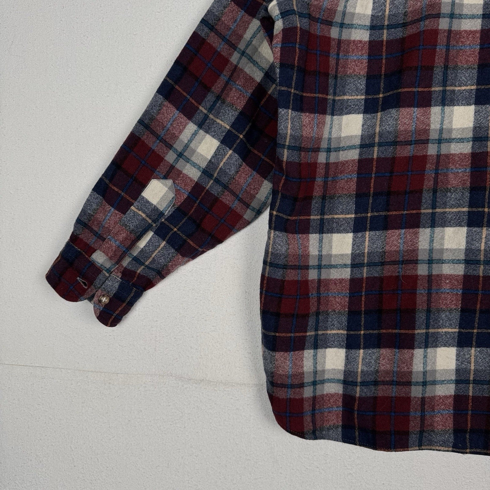 Vintage Pendleton 100% Virgin Wool Board Shirt Red White Blue Plaid Men's Large