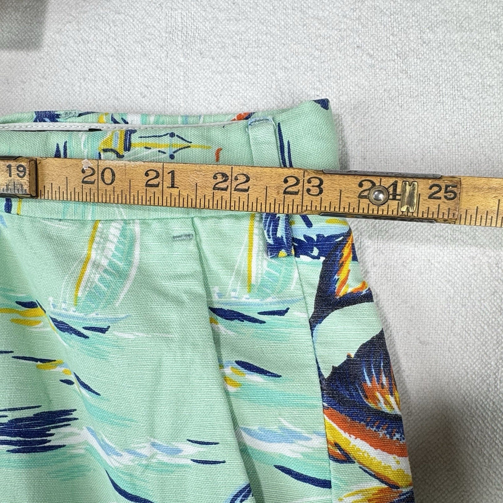 Polo Ralph Lauren Classic Fit Men’s 48Bx8 Sailfish Linen/Cotton Chino Shorts