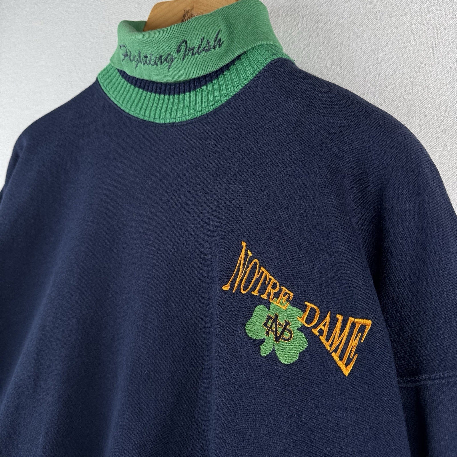 90’s Vintage Notre Dame Fighting Irish Sweatshirt Mens L Blue Green Mock Neck