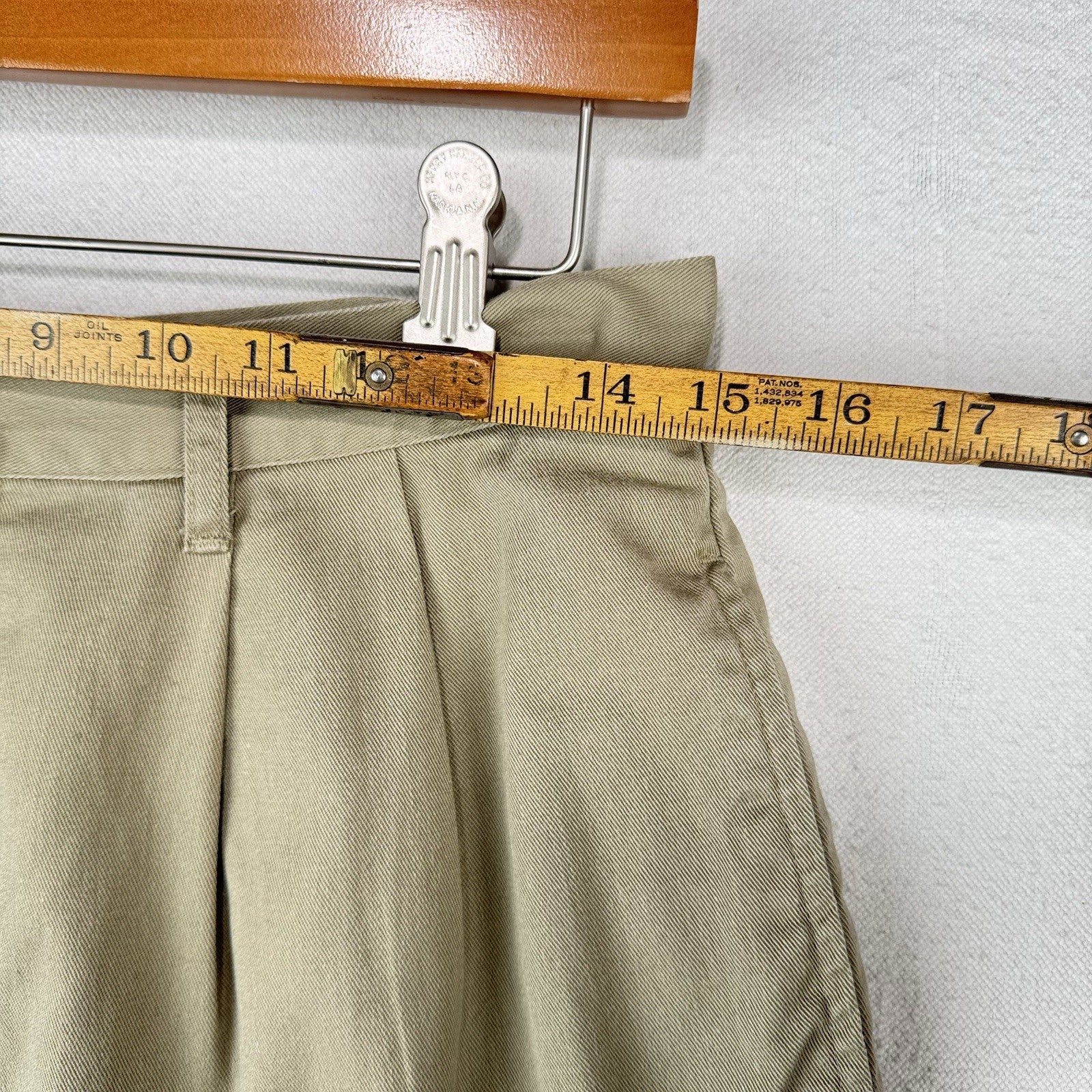 80’s Vtg Ralph Lauren Khaki 7” Shorts Women’s 10 Pleated High Waist USA Union