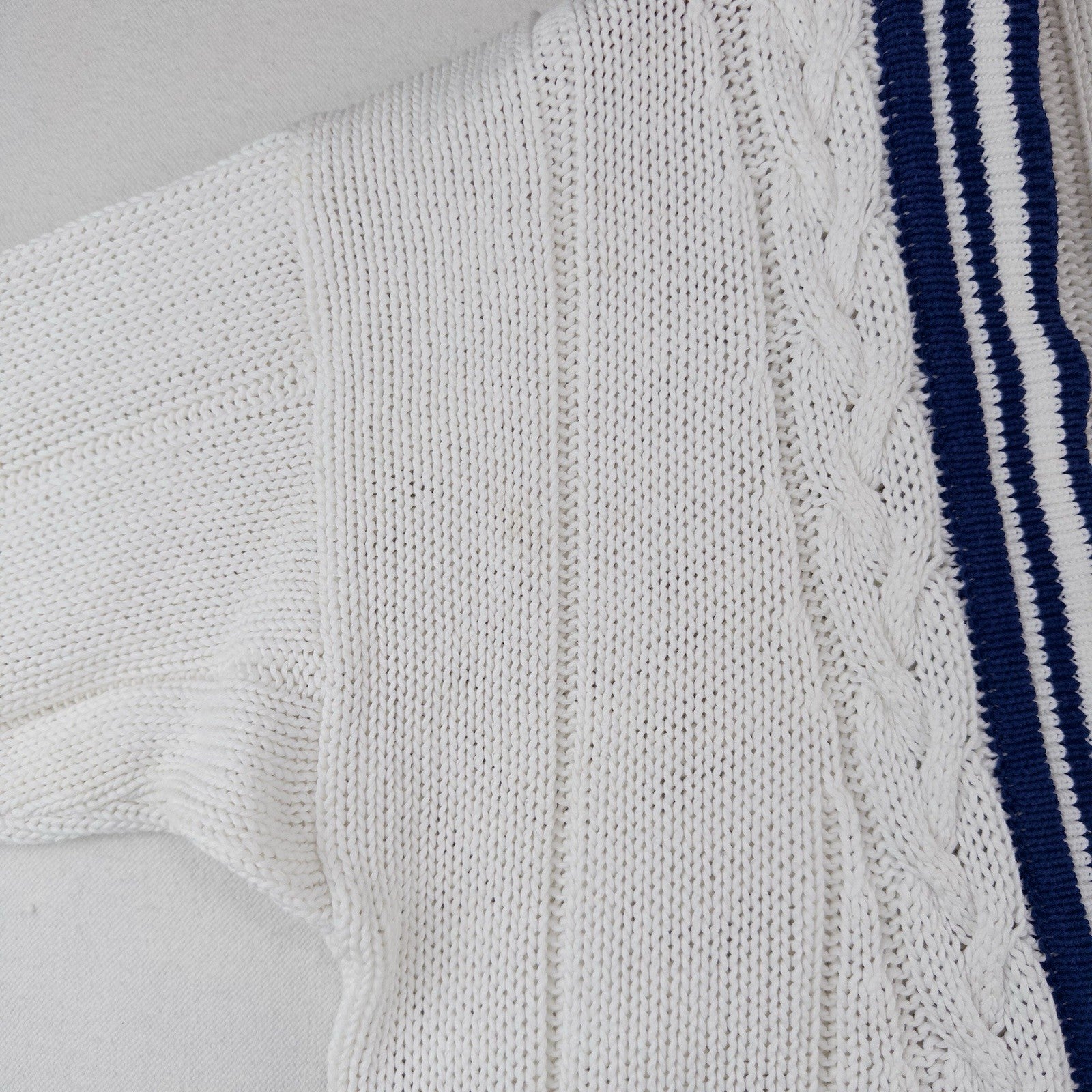 90’s Vtg Gap Chunky Cable Knit Cardigan Men’s L White Blue Varsity Cricket