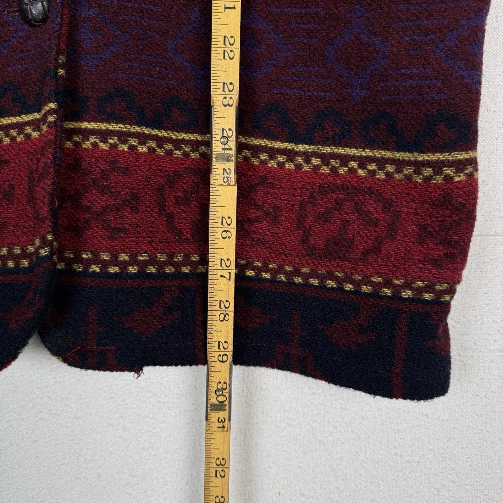 Vintage Wool Aztec Jacket Women Medium Petite Red Southwestern Navajo Barn 90s