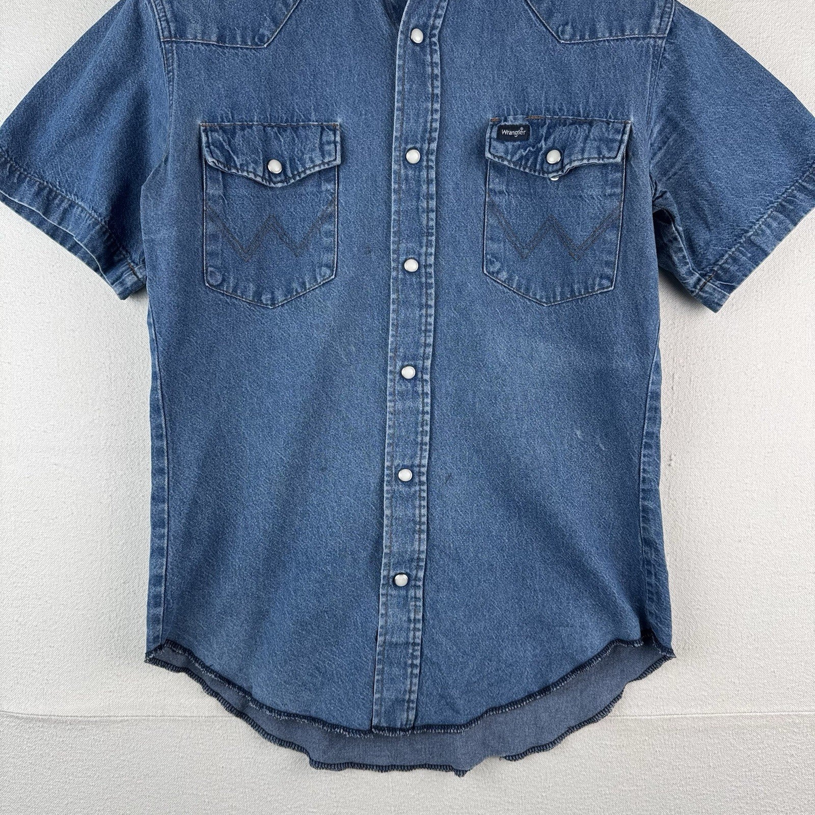 Vtg Wrangler Denim Western Shirt Small (P2P: 18”) Pearl Snaps Short Sleeve