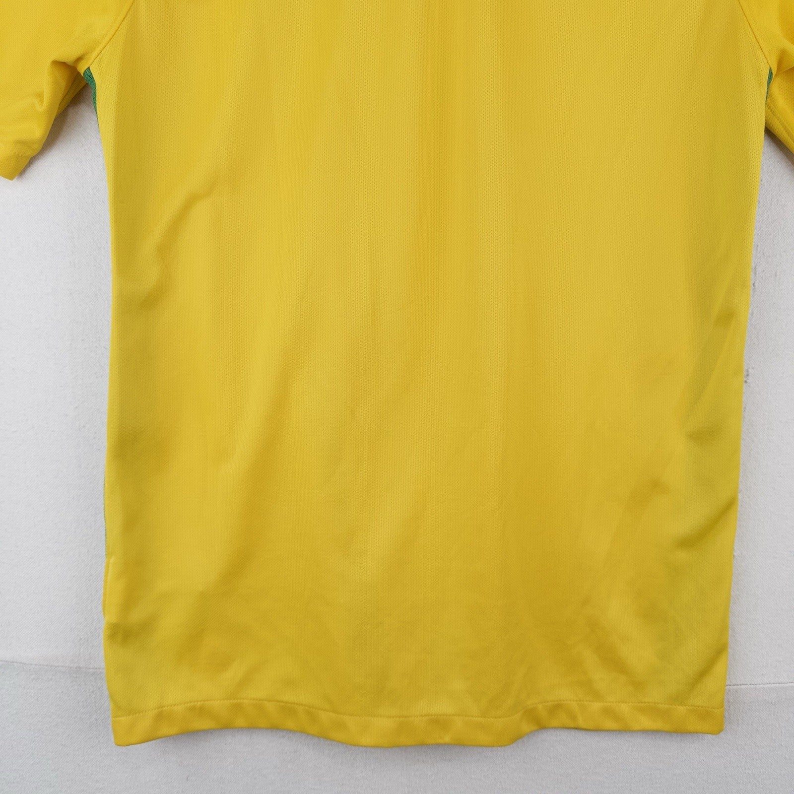 Nike Brazil 2016-17 Home Football Kit Soccer Jersey Men’s M