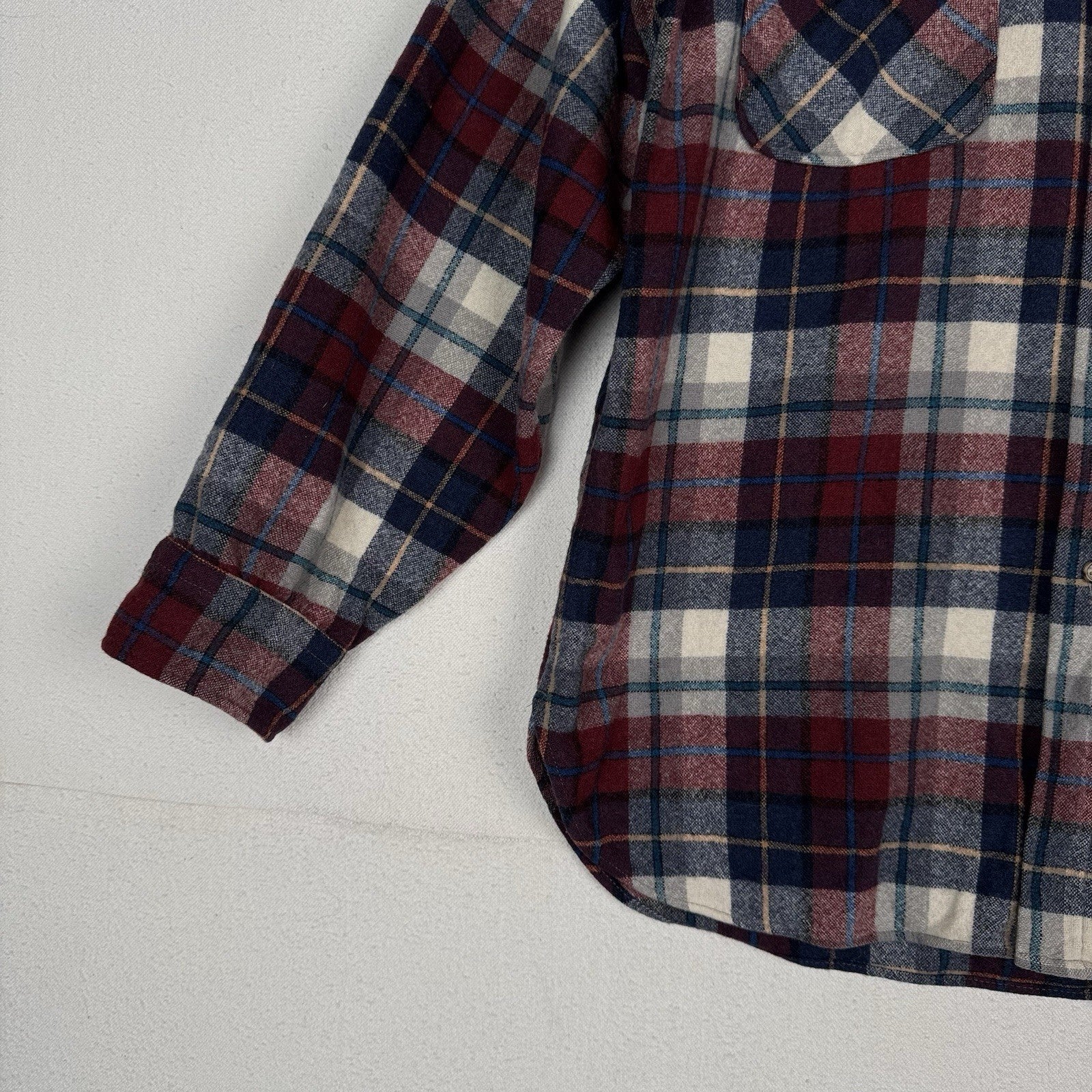 Vintage Pendleton 100% Virgin Wool Board Shirt Red White Blue Plaid Men's Large
