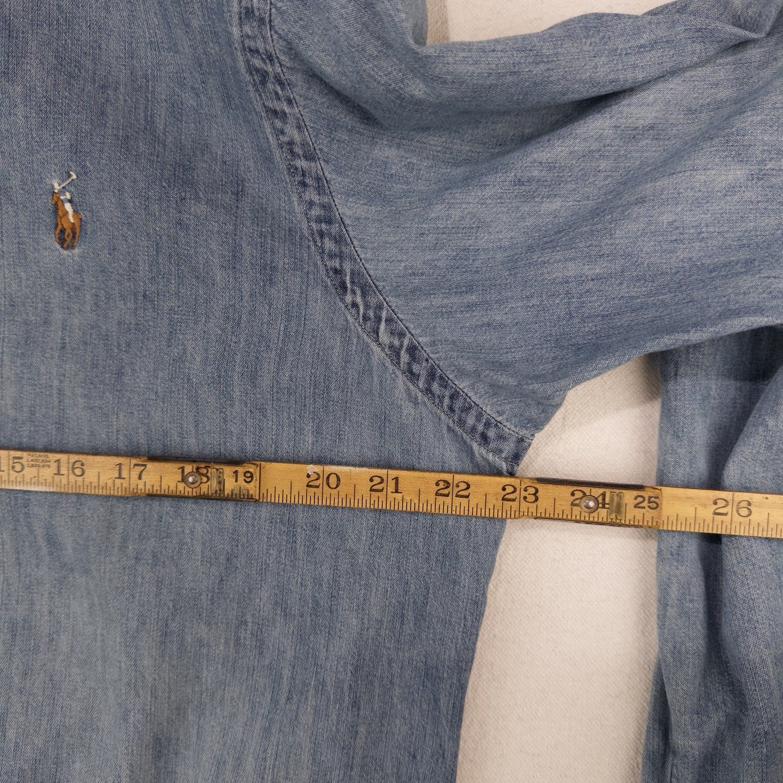 Ralph Lauren Men’s Large Lightweight Blue Denim Shirt Long Sleeve