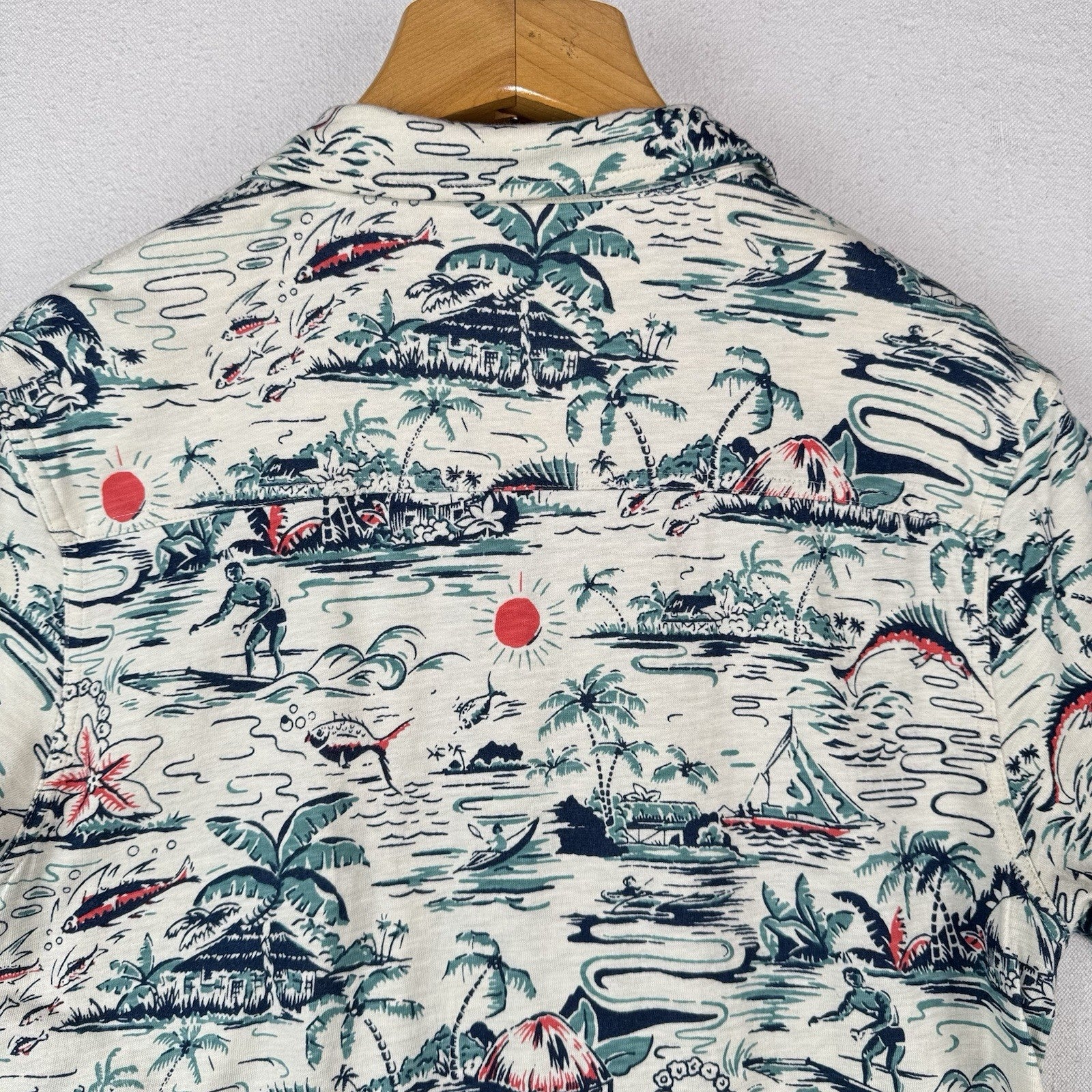 J.Crew Knit Goods Men’s Medium Hawaiian Short Sleeve Camp Loop Collar Shirt